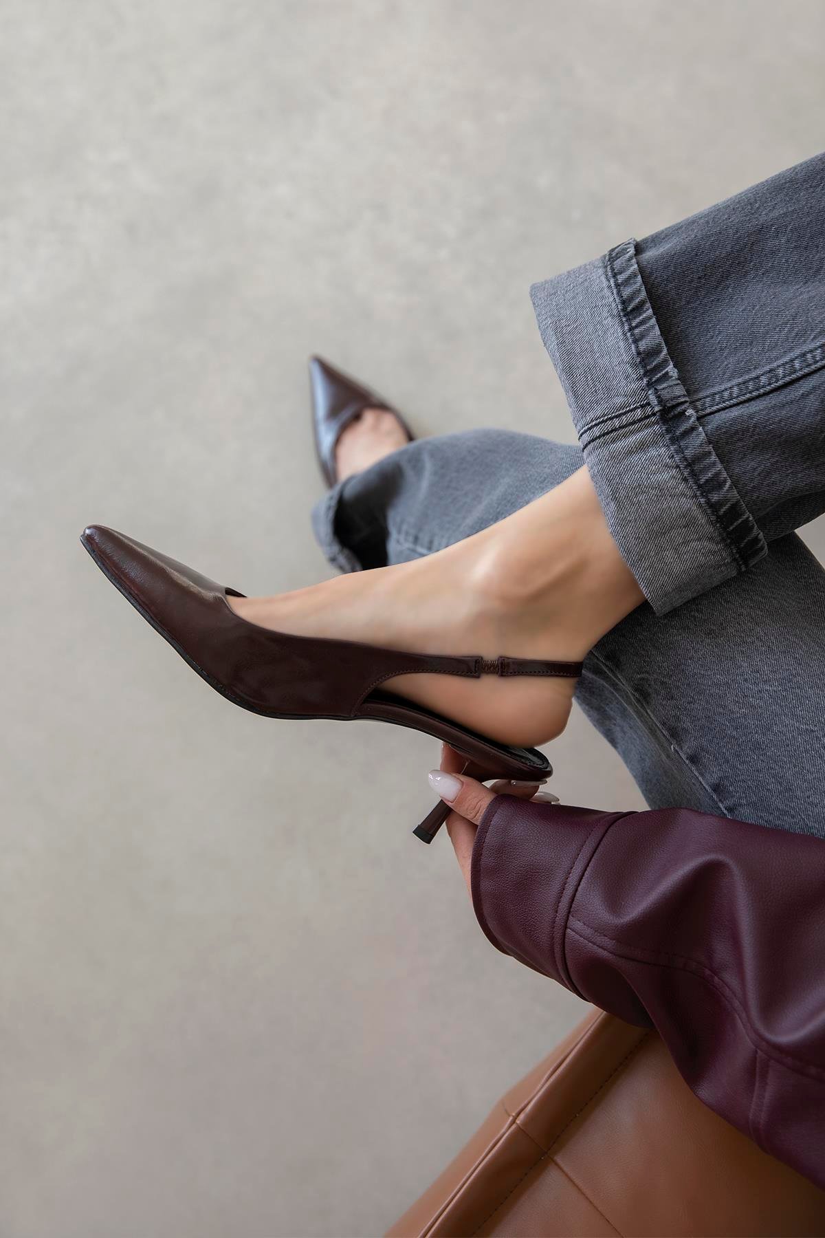 Raye Kadın Topuklu Kırışık Deri Ayakkabı Bordo