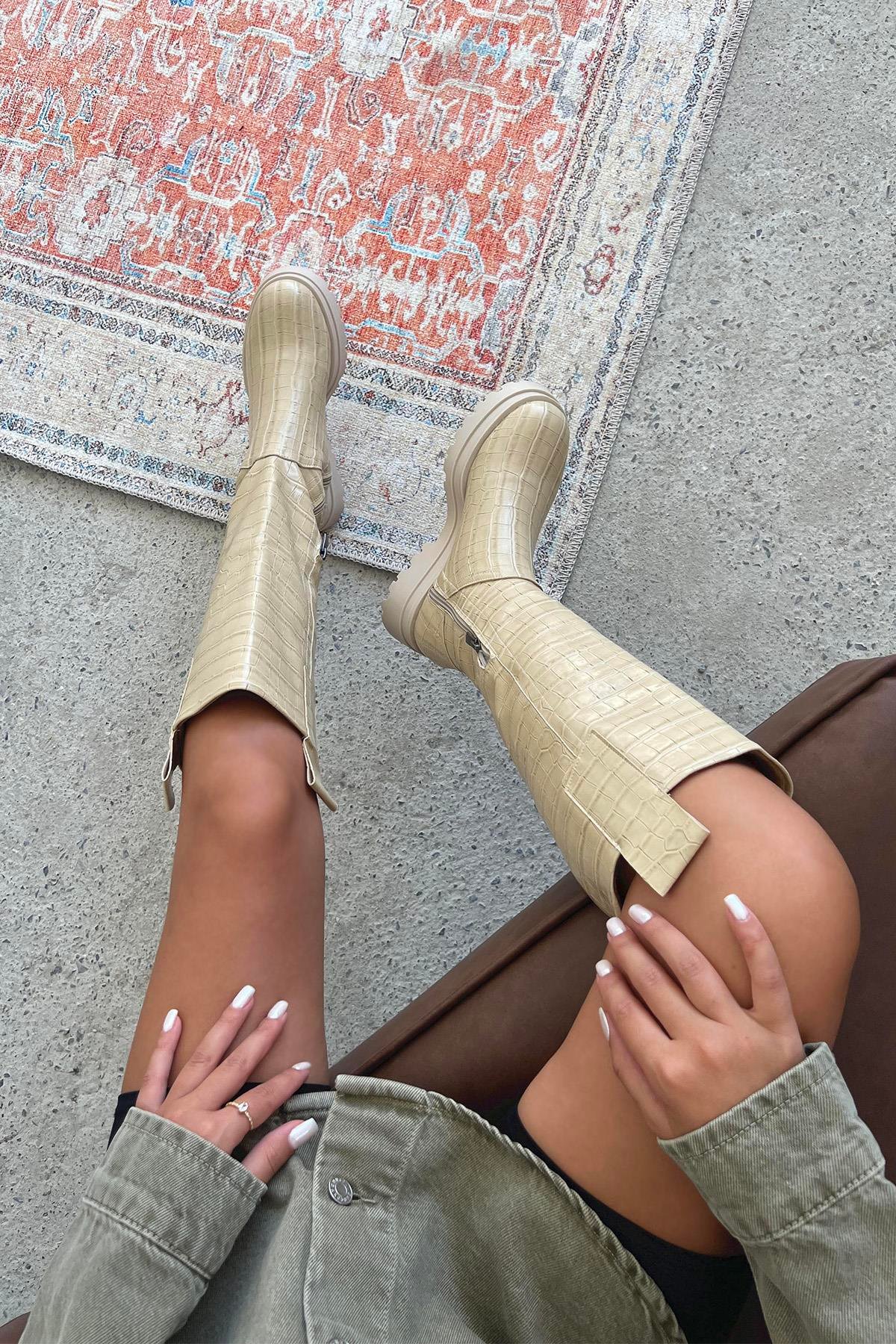 Romee  Kadın  Fermuar Detay  Kroko  Çizme Bej