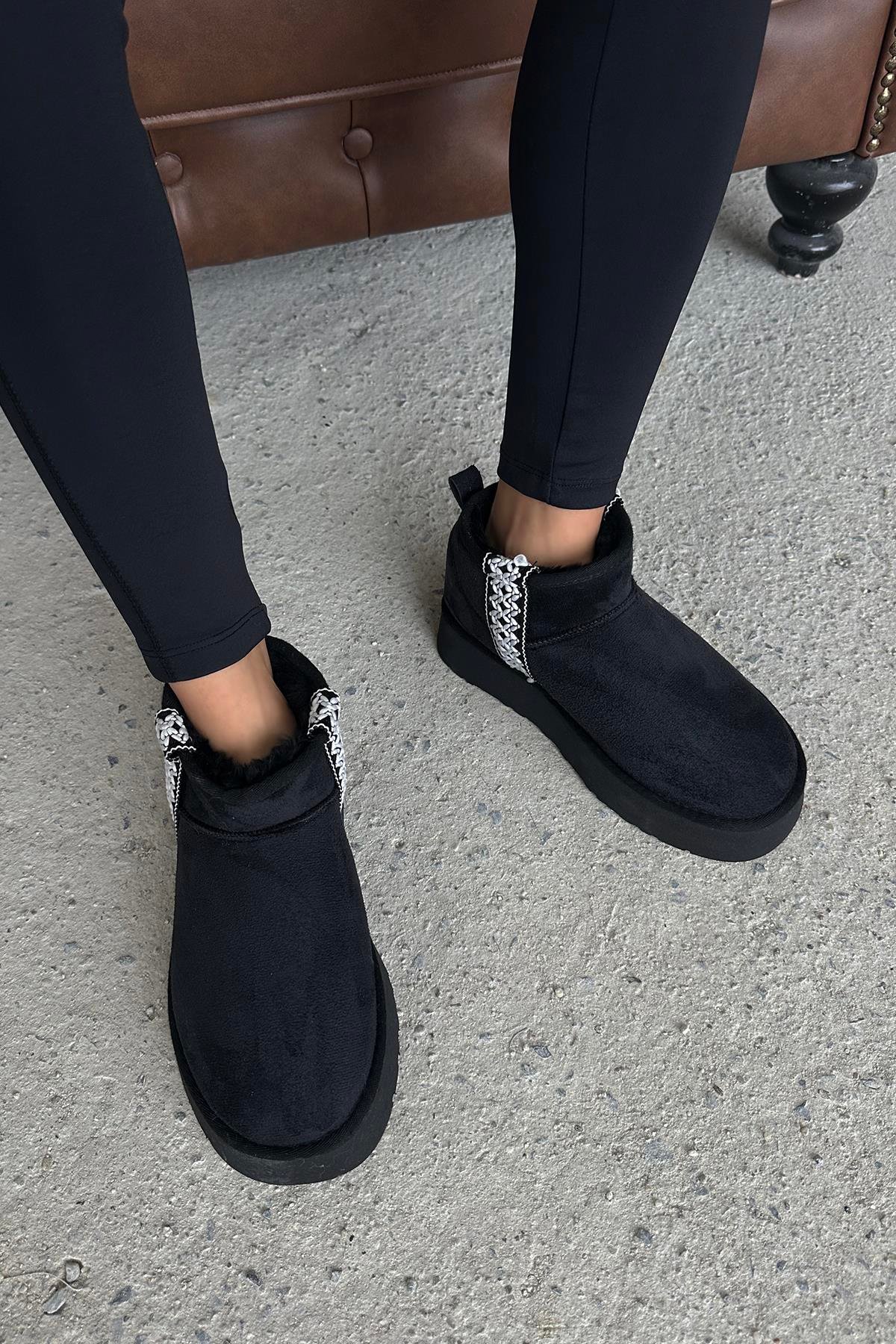 Rosso Kadın  İçi  Tüylü Kalın Taban  Süet Yarım  Bot Siyah