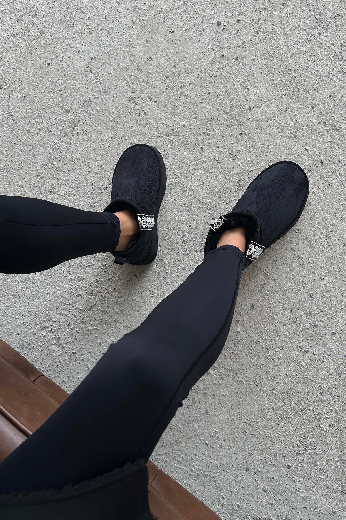 Rosso Kadın  İçi  Tüylü Kalın Taban  Süet Yarım  Bot Siyah