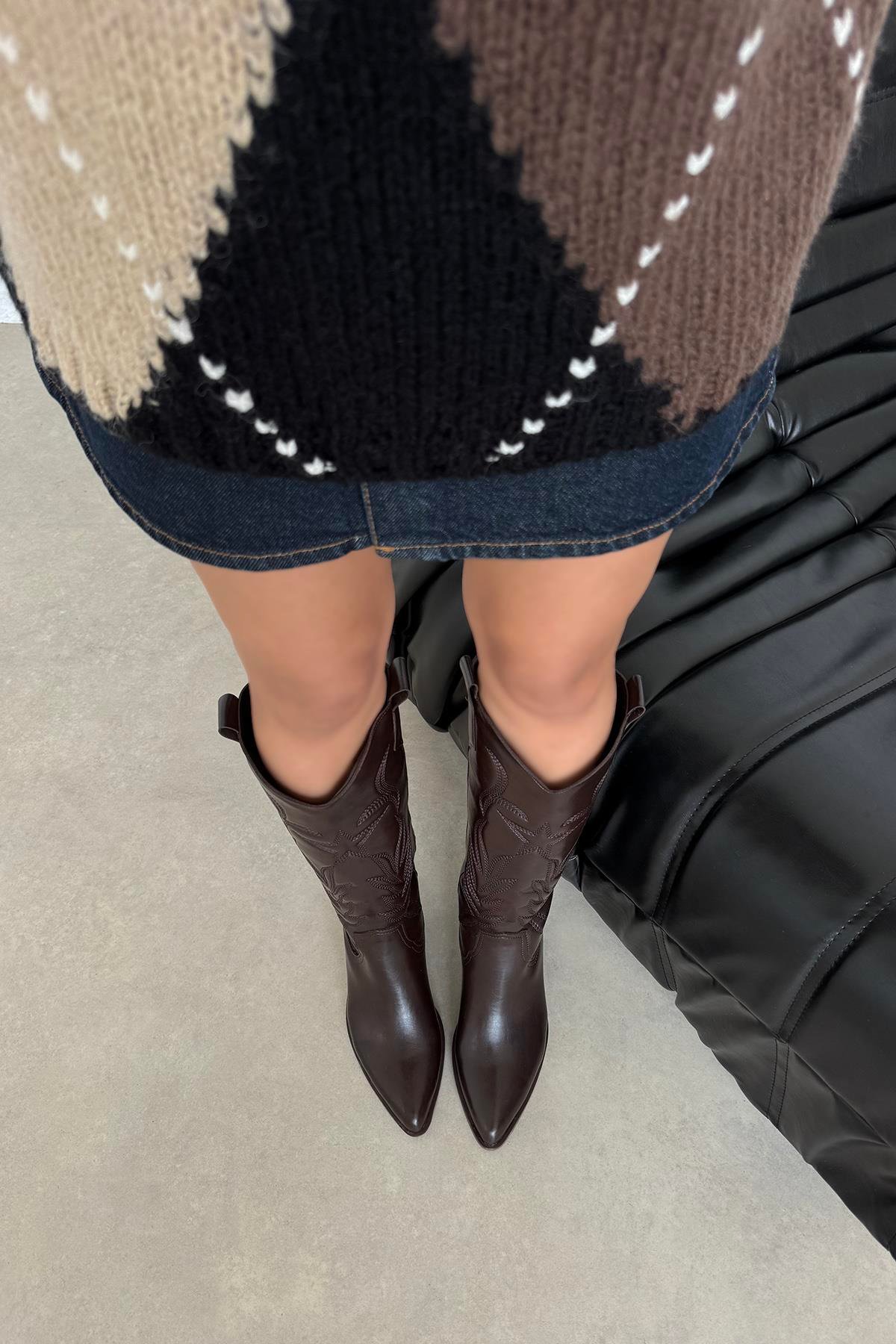 Ruby  Kadın Nakış  Detay   Deri  Çizme Kahve