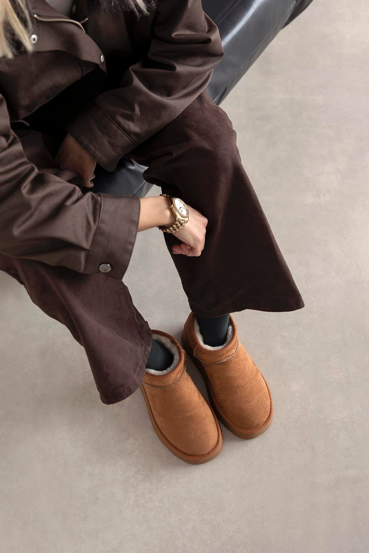 Salvador  Kadın  İçi Tüylü Kalın Taban  Süet Yarım  Bot Taba