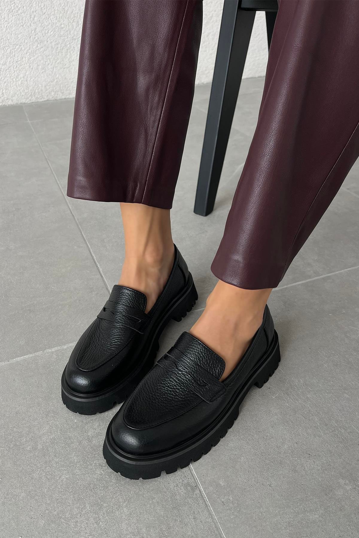 Sandie Kadın Hakiki Deri  Makosen  Ayakkabı Siyah