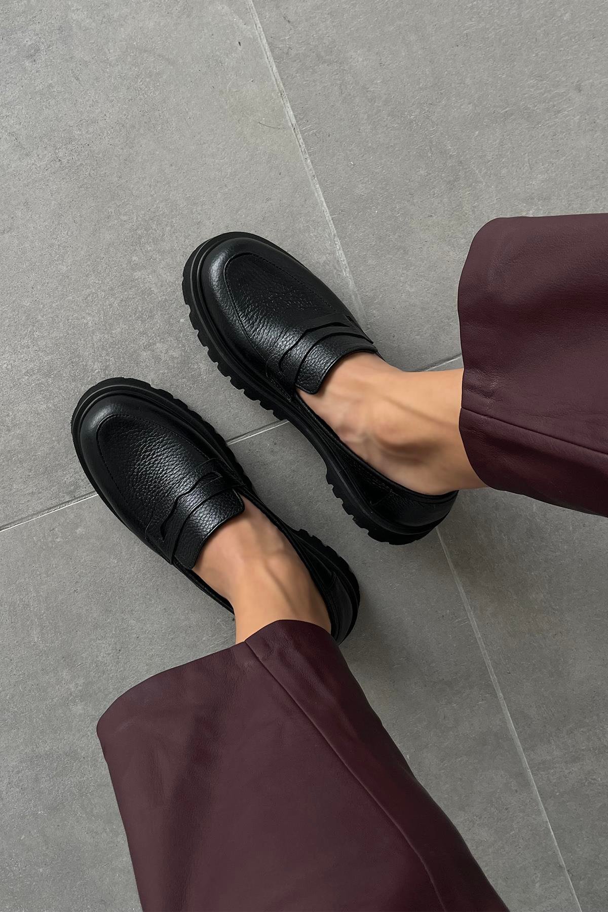 Sandie Kadın Hakiki Deri  Makosen  Ayakkabı Siyah