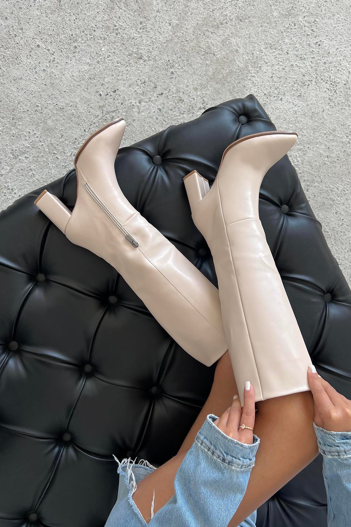 Sawyer  Kadın  Sivri  Burun Deri Çizme Bej