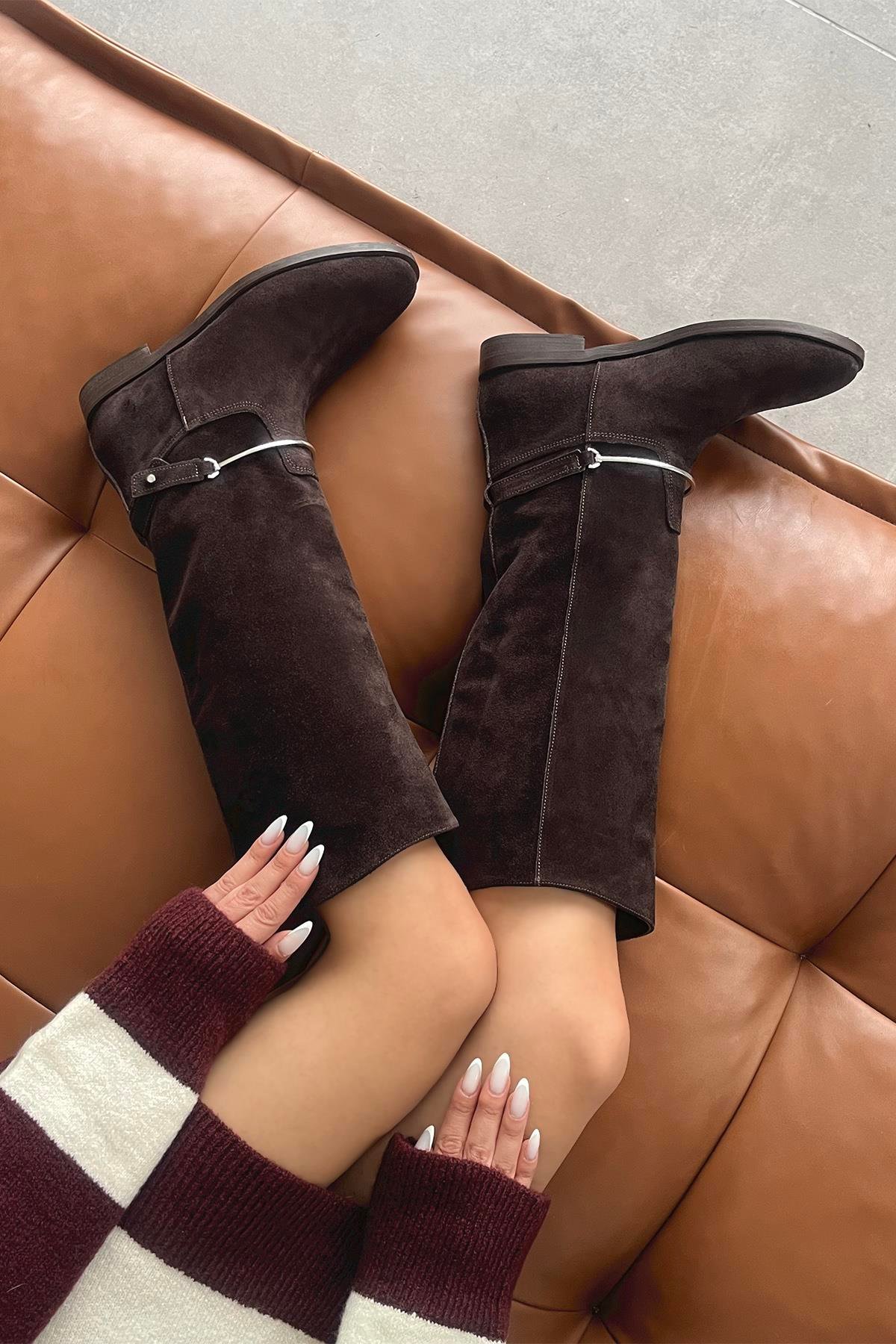 Scott Kadın Aksesuar Detay Hakiki Deri Süet Çizme Kahve