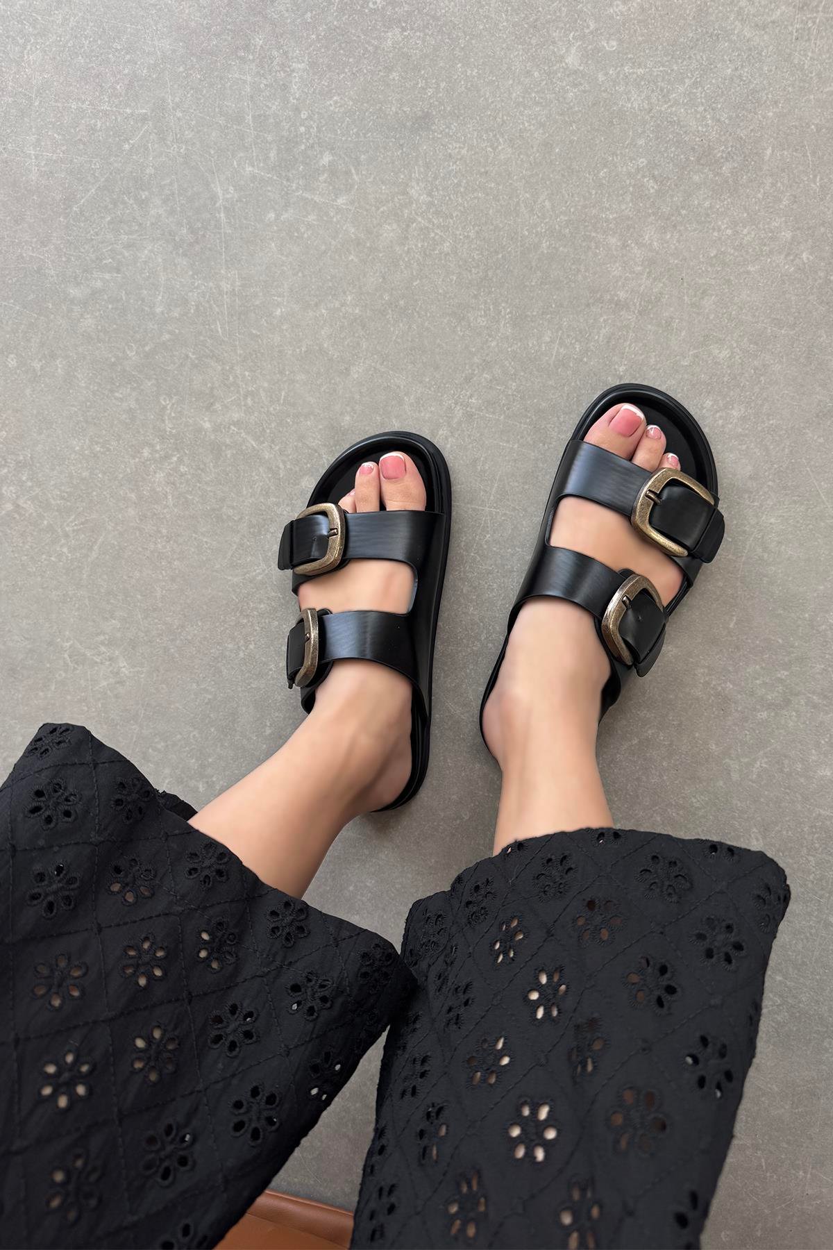 Sebonis Kadın Toka Detay Günlük Konfor Deri Terlik Siyah