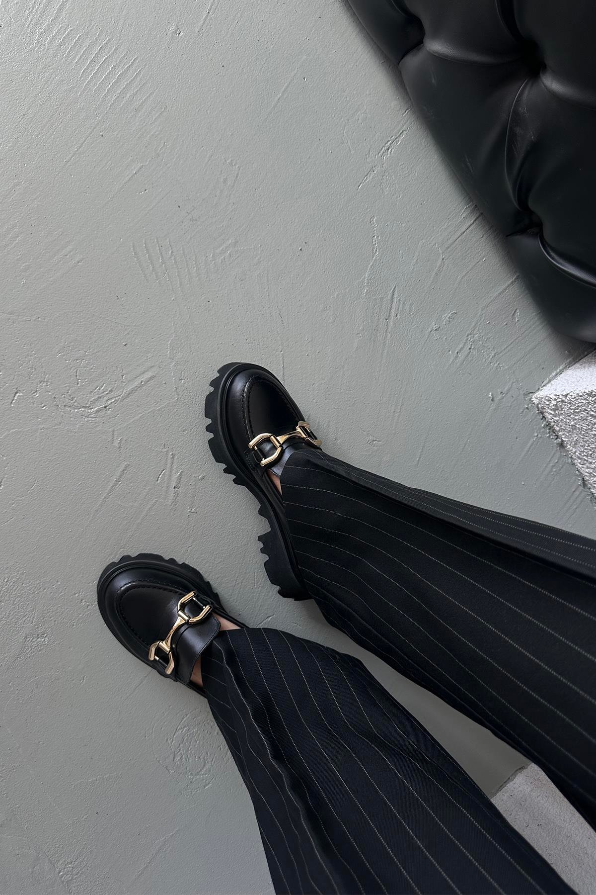 Sellly Kadın İçi Dışı  Hakiki Deri  Makosen Ayakkabı Siyah