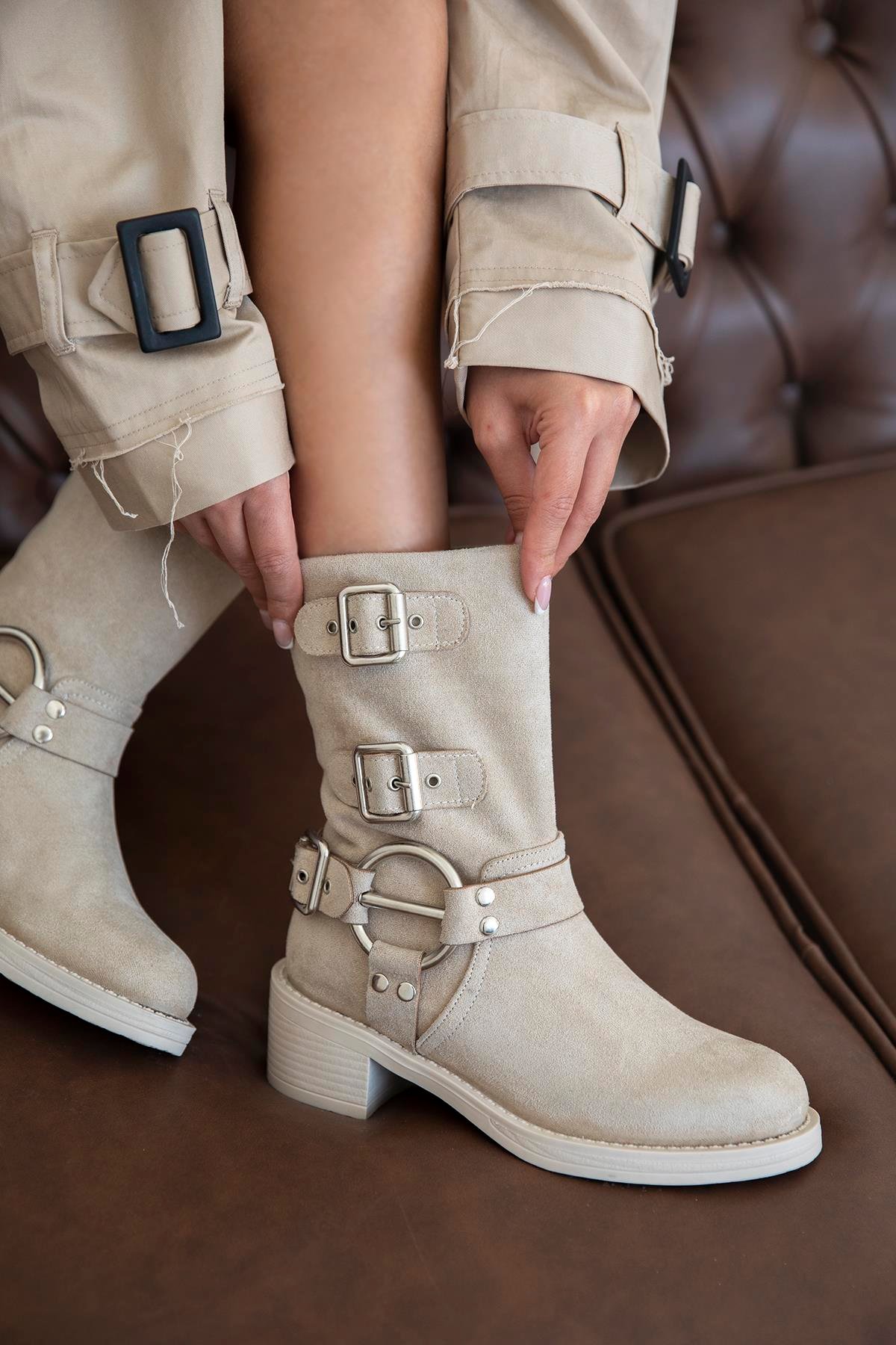 Senya  Kadın  Aksesuar Detay  Süet Bot Bej