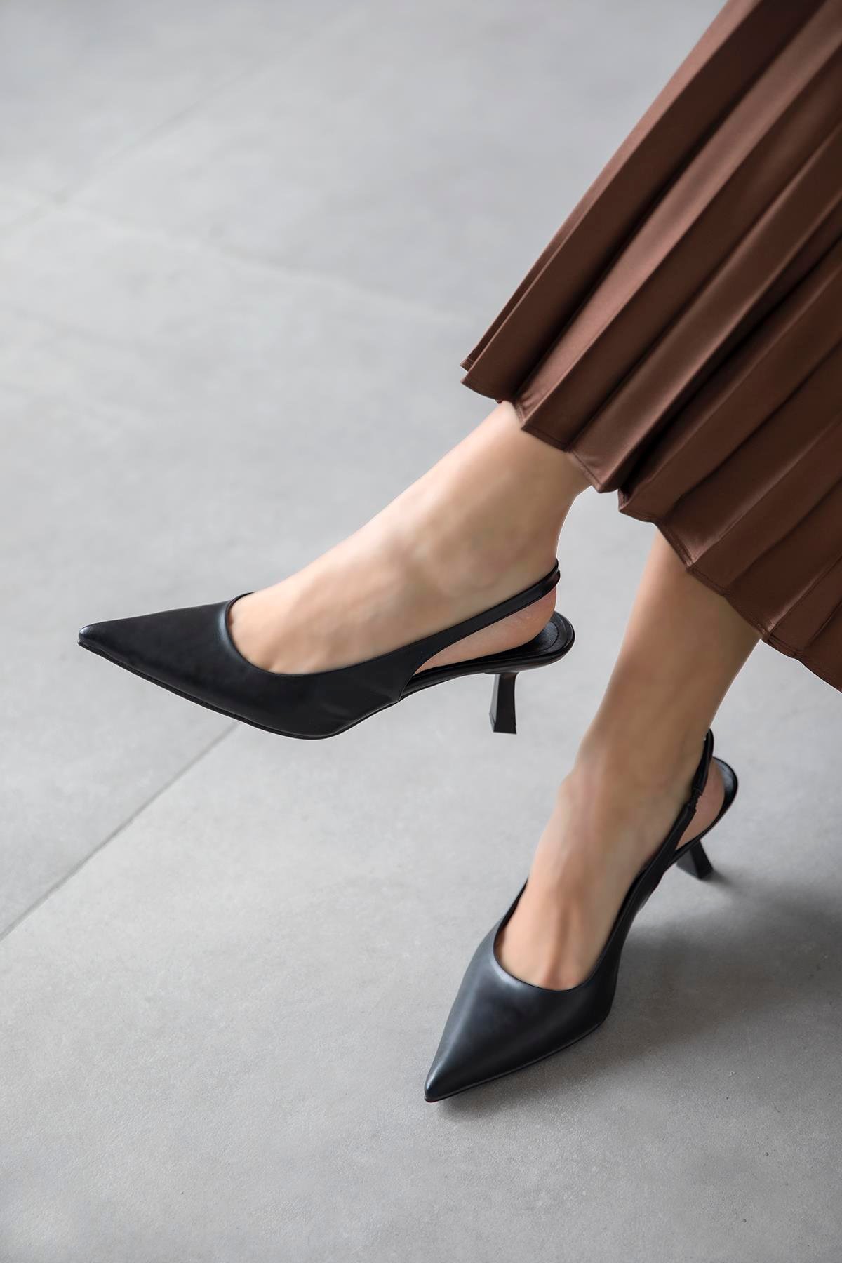 Silver  Kadın Topuklu Deri  Ayakkabı Siyah