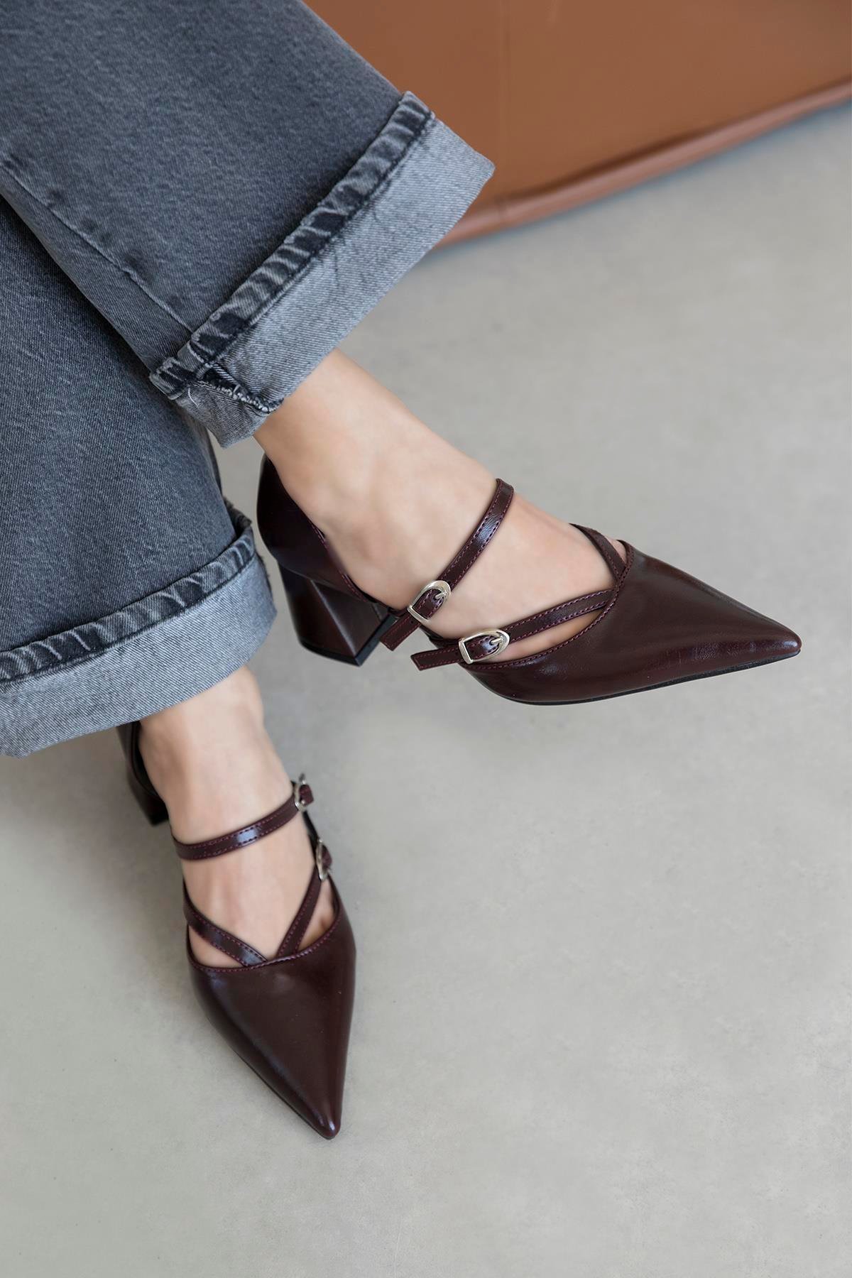 Stana Kadın Kırışık Deri Topuklu Ayakkabı Bordo