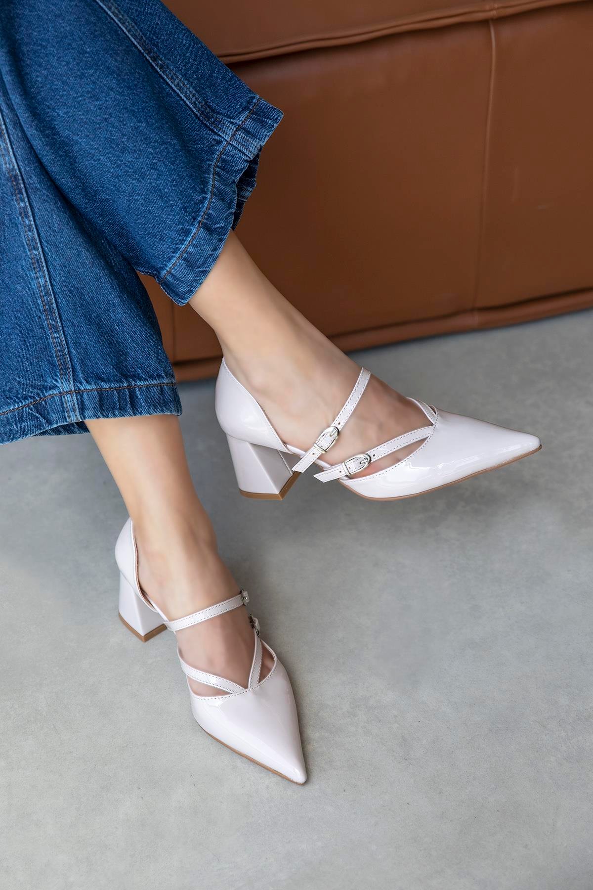 Stana Kadın Rugan Topuklu Ayakkabı Bej