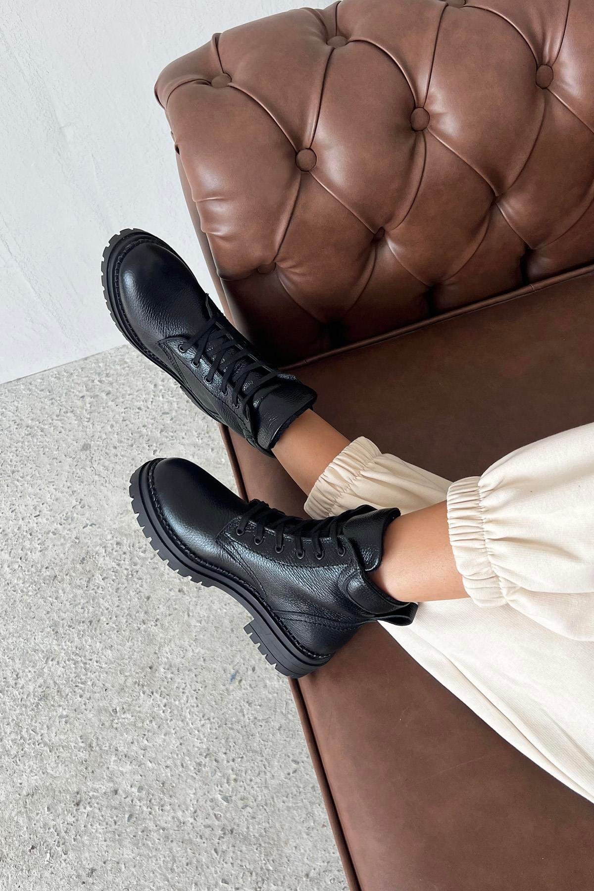 Stones  Kadın Hakiki  Deri Postal  Bot Siyah