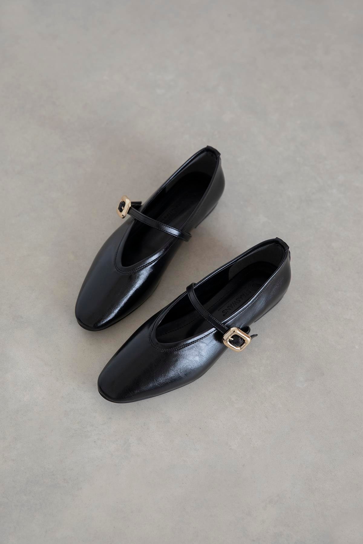 Stony Kadın Kırışık Deri Babet Siyah