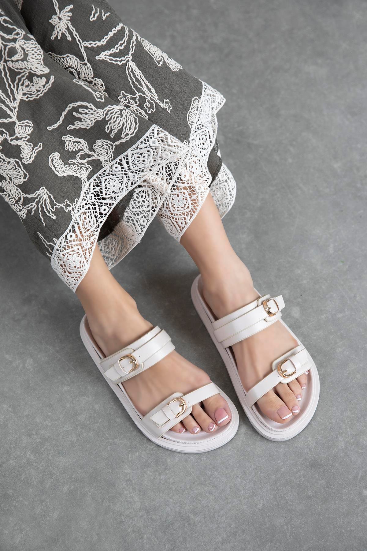 Sunday  Kadın  Toka  Detay  Günlük  Konfor Terlik Bej