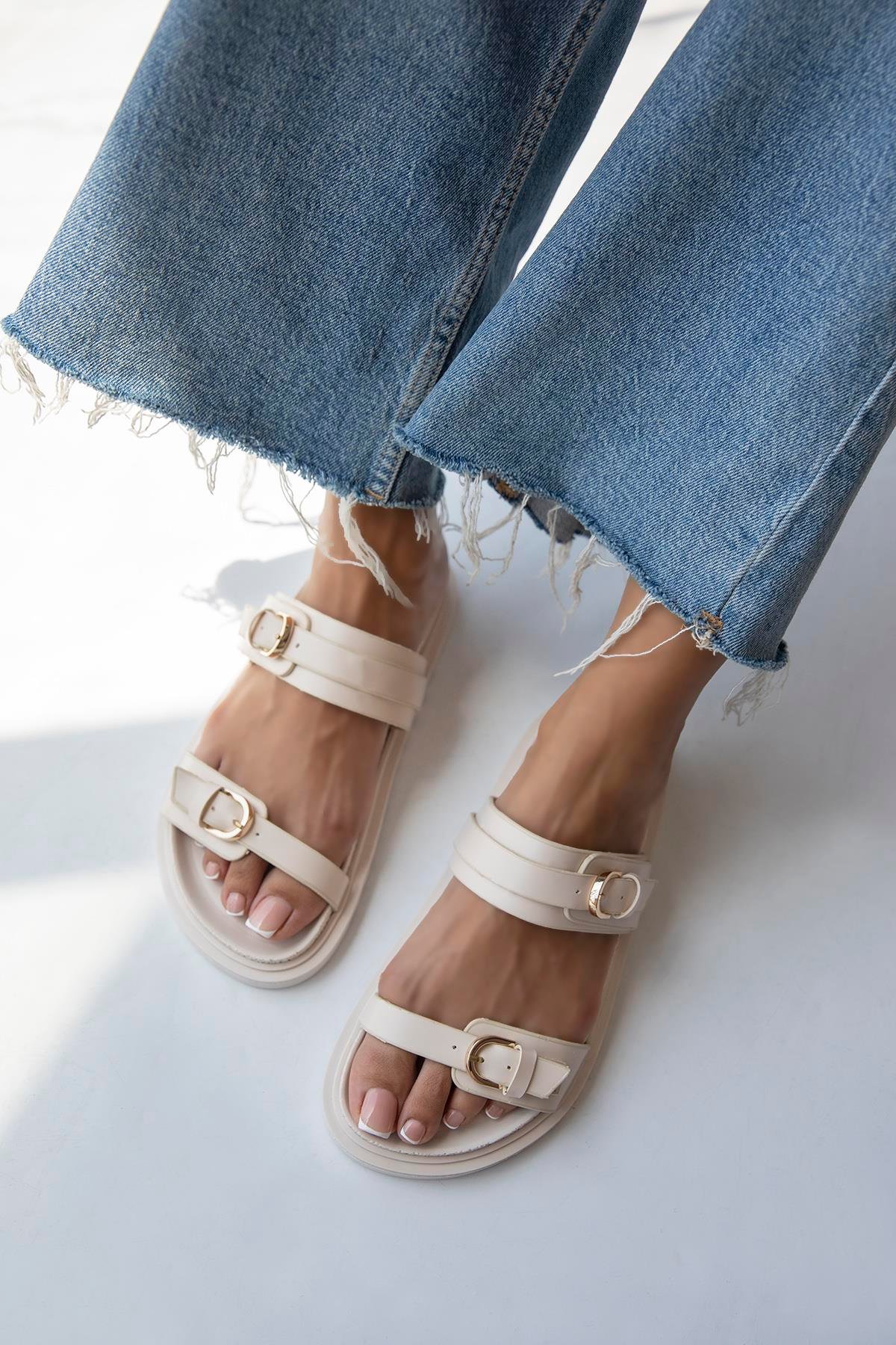 Sunday  Kadın  Toka  Detay  Günlük  Konfor Terlik Bej