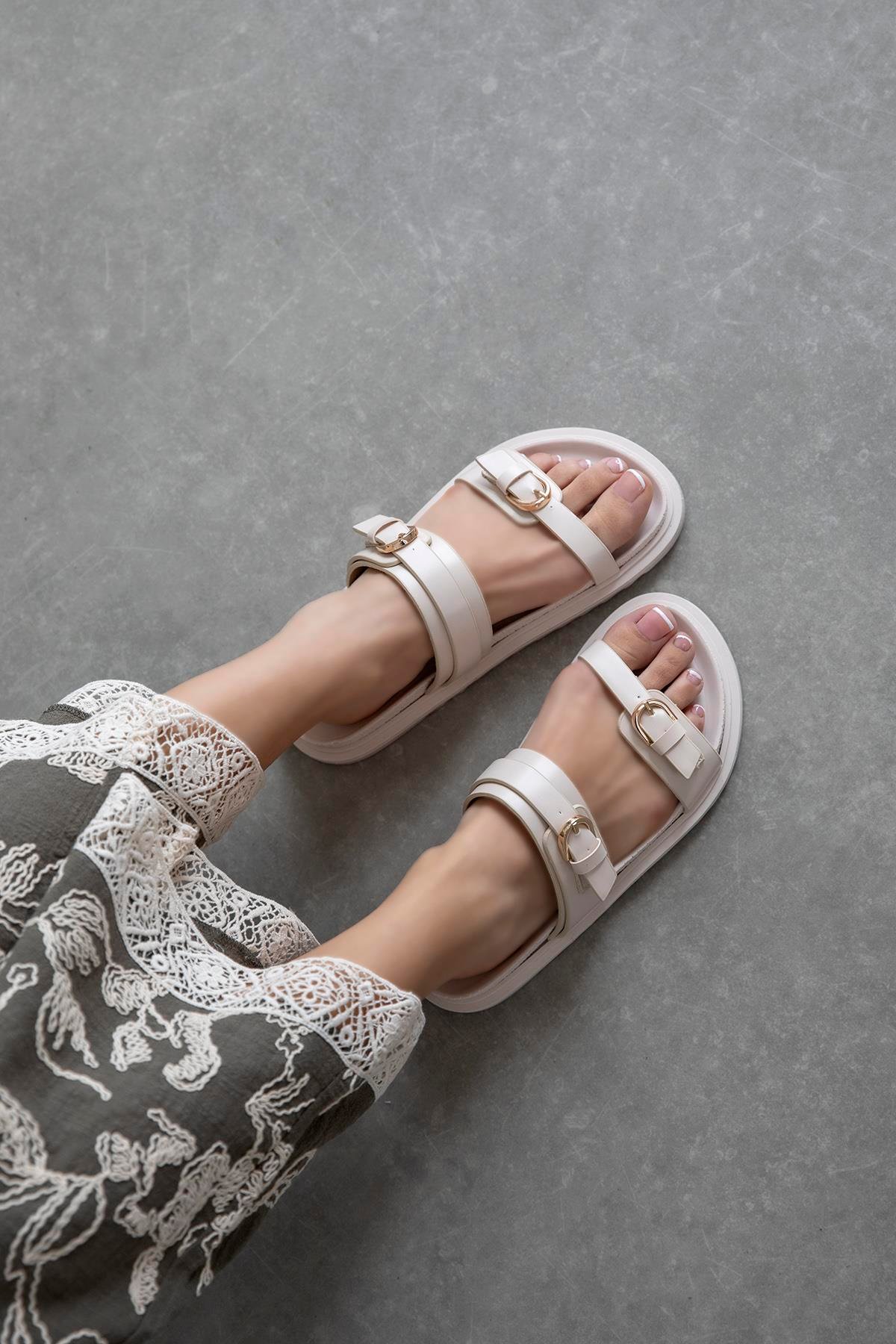 Sunday  Kadın  Toka  Detay  Günlük  Konfor Terlik Bej