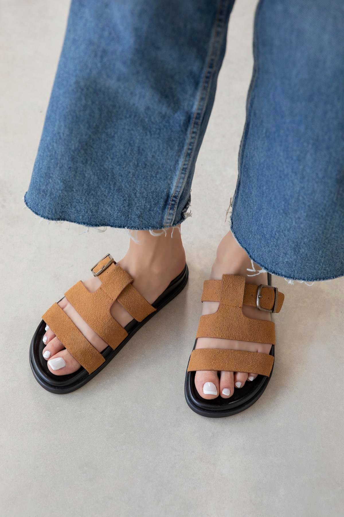 Toff Kadın Toka Detay Günlük Konfor Süet Terlik Taba