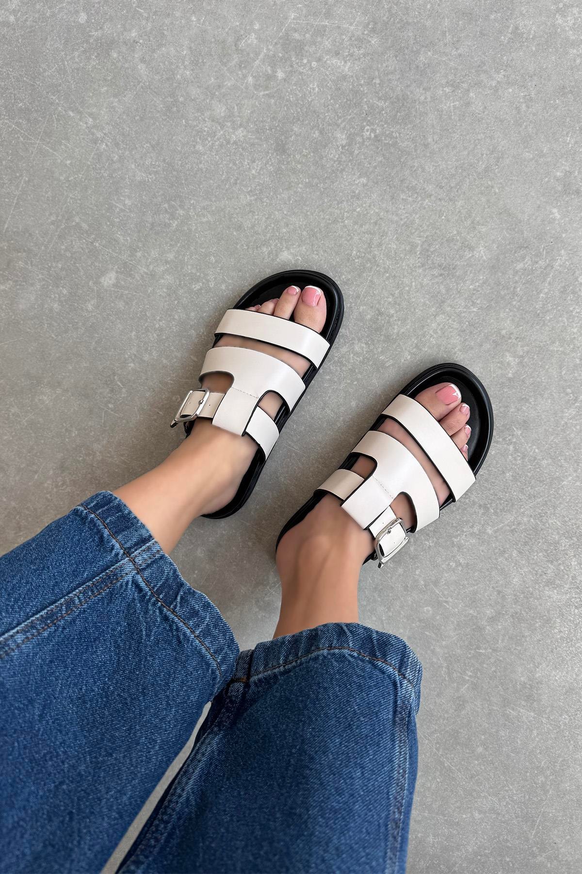 Toff Kadın Toka Detay Günlük Konfor Terlik Bej