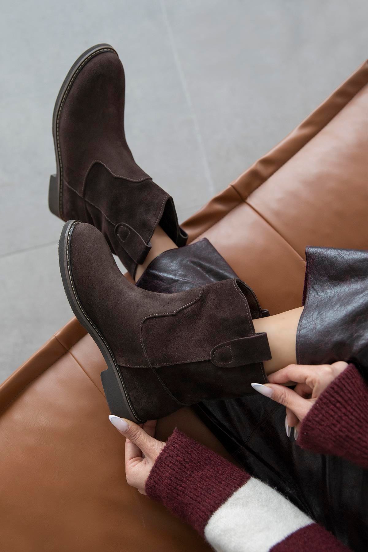 Toffy Kadın Düz Taban Hakiki Deri Süet Bot Kahve