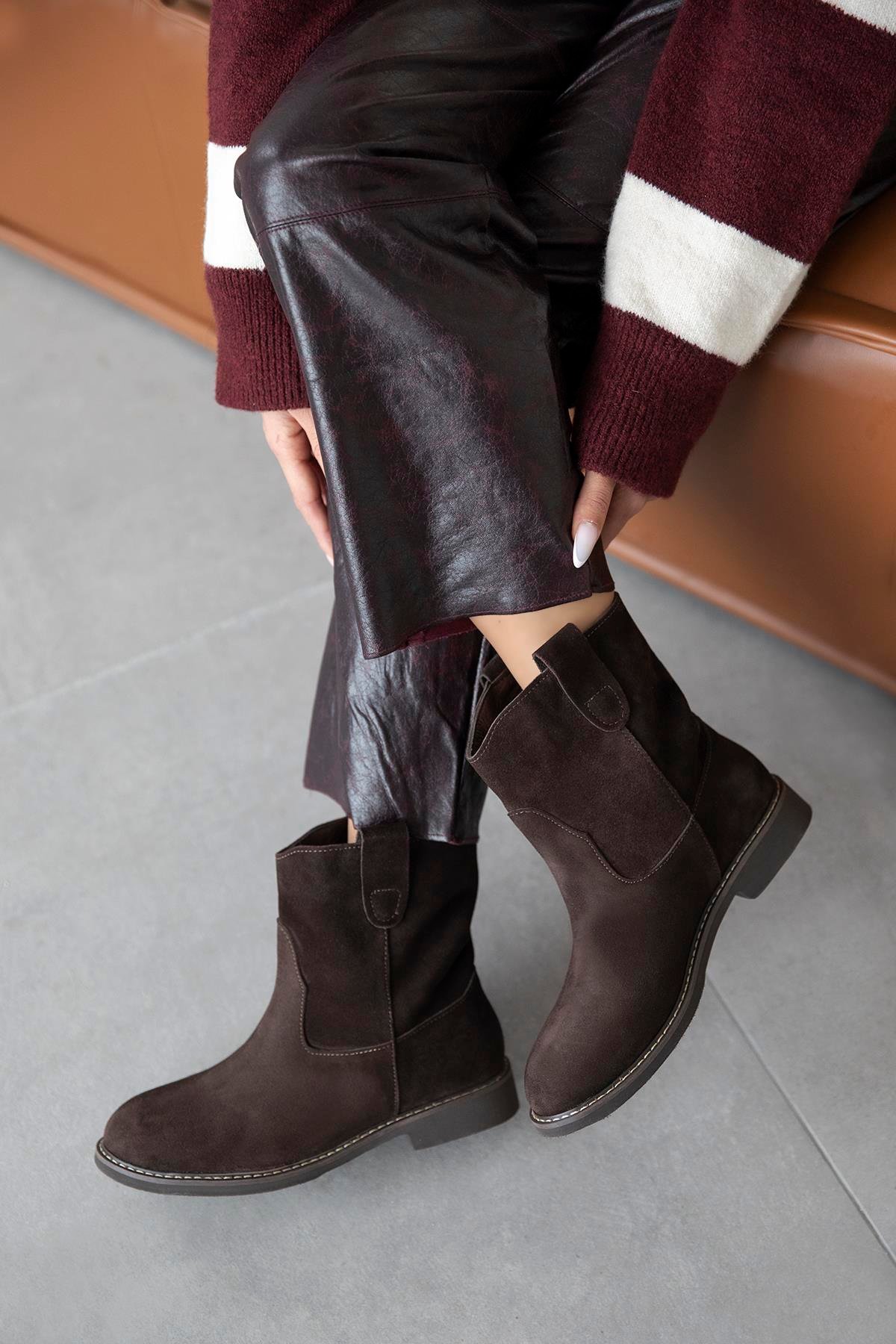 Toffy Kadın Düz Taban Hakiki Deri Süet Bot Kahve