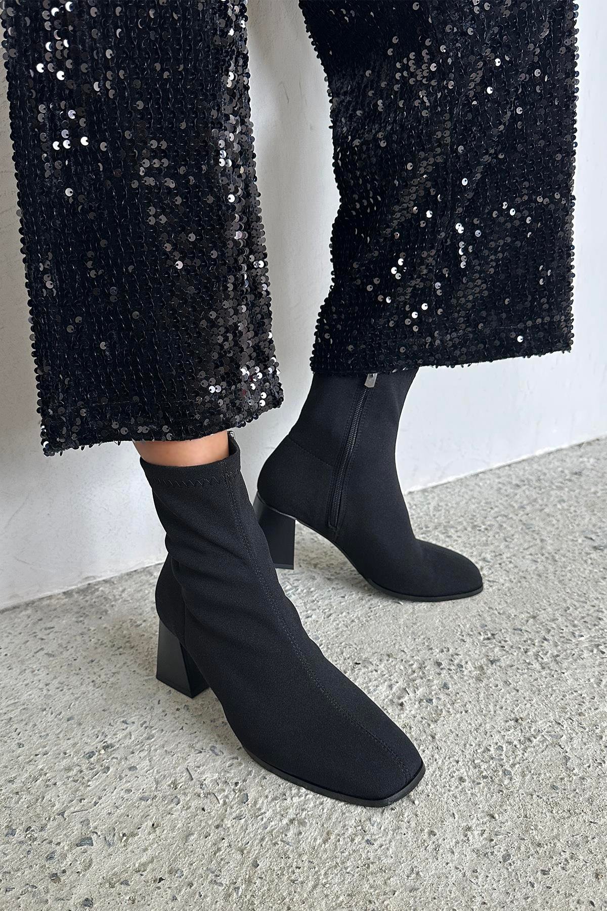 Trew Kadın Kumaş Streç Bilekli  Orta  Boy Topuklu  Bot Siyah