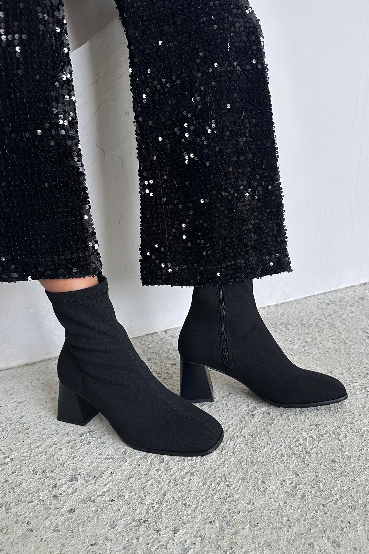 Trew Kadın Kumaş Streç Bilekli  Orta  Boy Topuklu  Bot Siyah