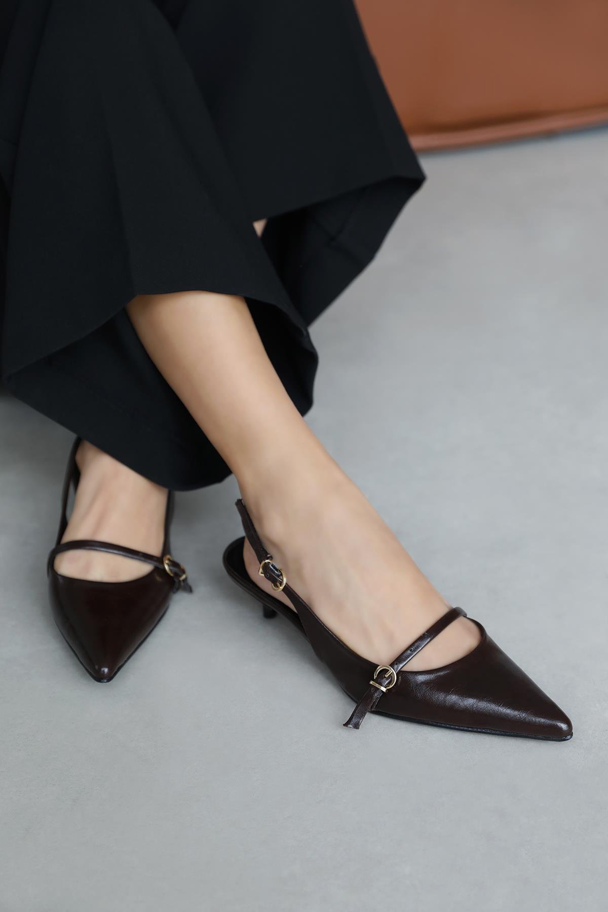 Valeria Kadın Topuklu Kırışık Deri Ayakkabı Kahve