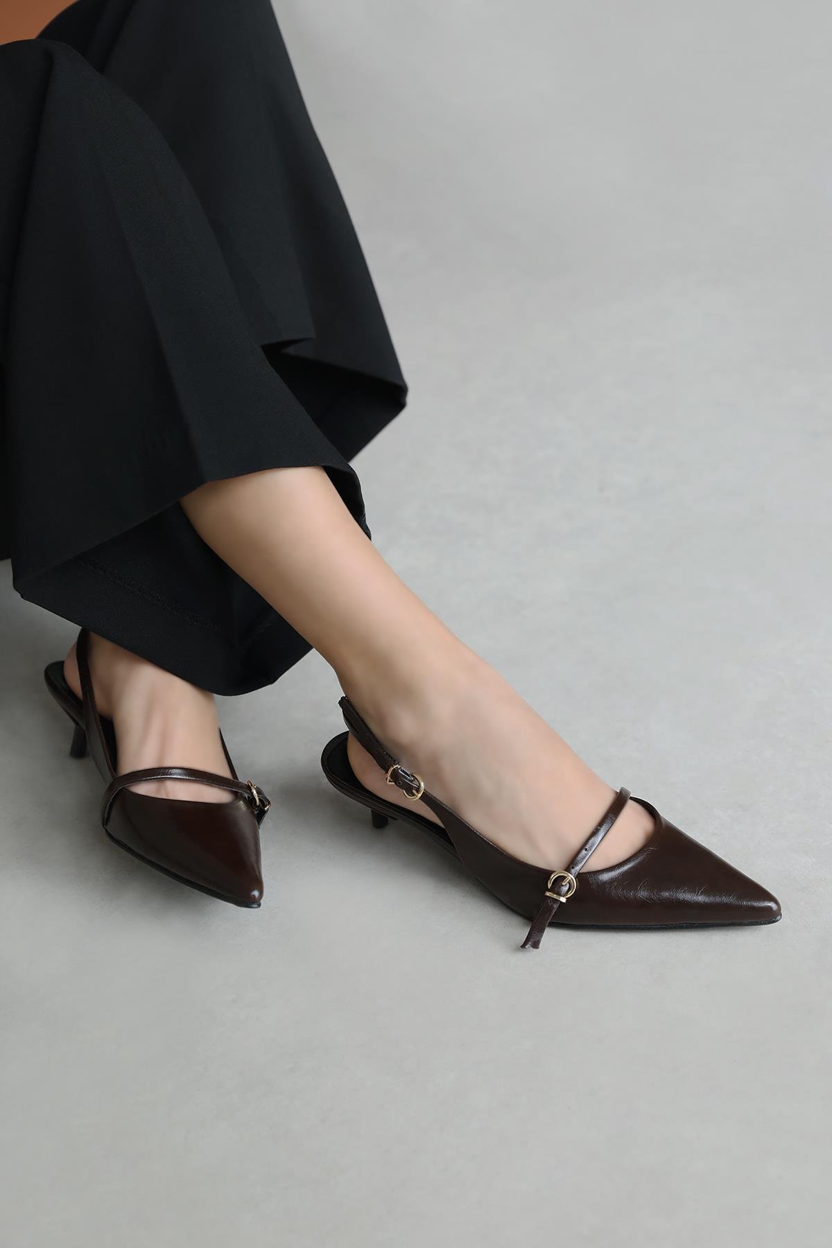 Valeria Kadın Topuklu Kırışık Deri Ayakkabı Kahve