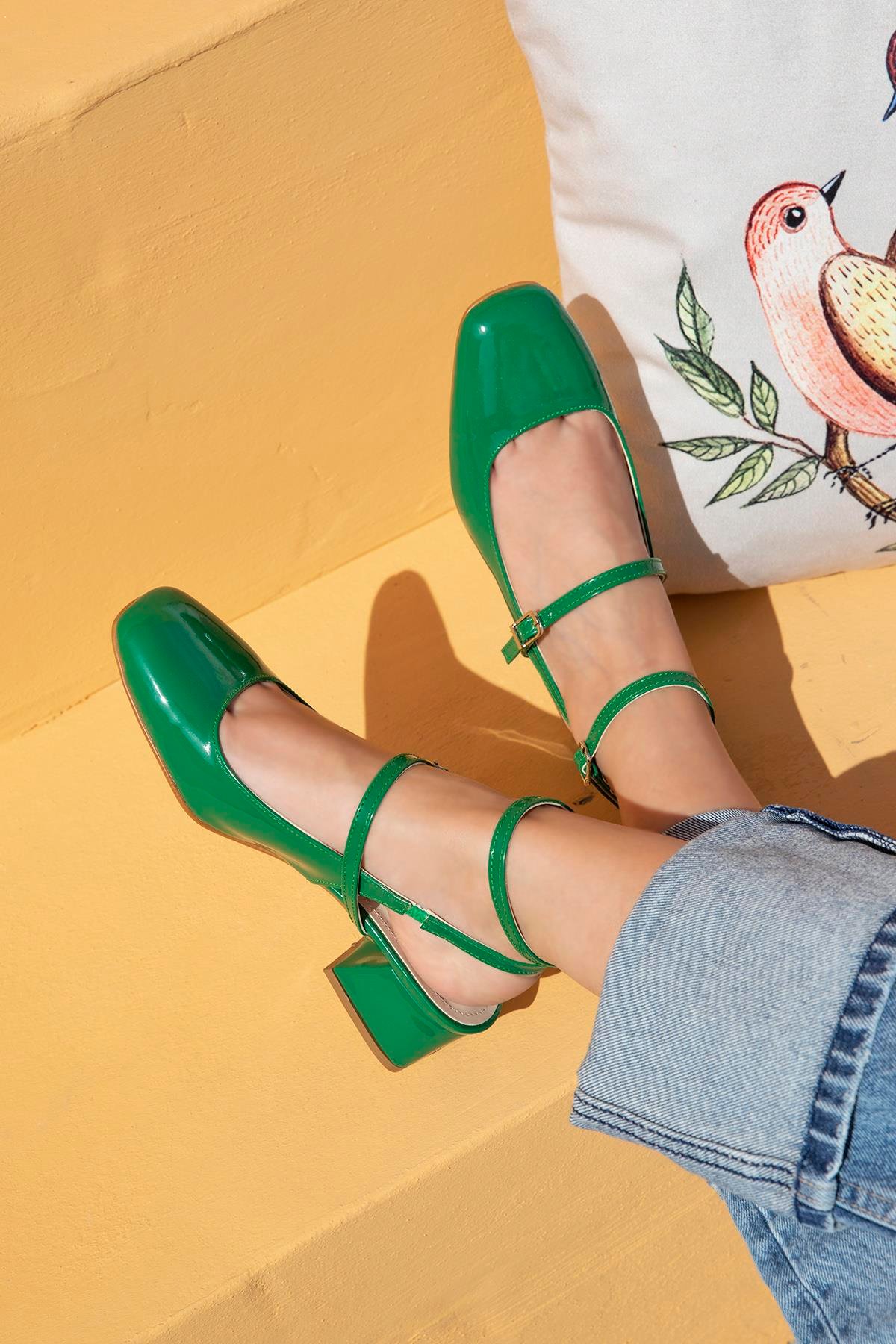 Viola Kadın  Topuklu Rugan Ayakkabı Yeşil