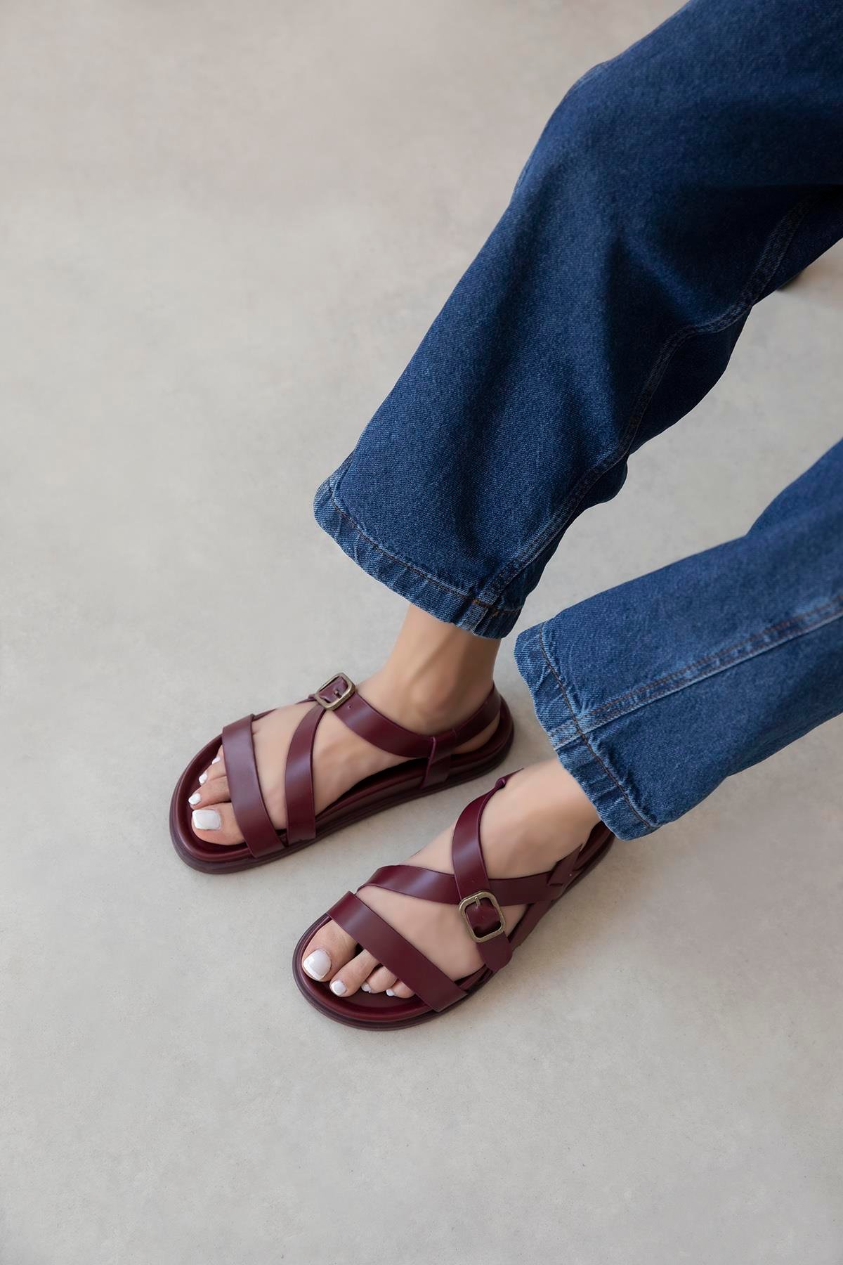 Vitinha Kadın Parmak Arası Deri  Sandalet Bordo