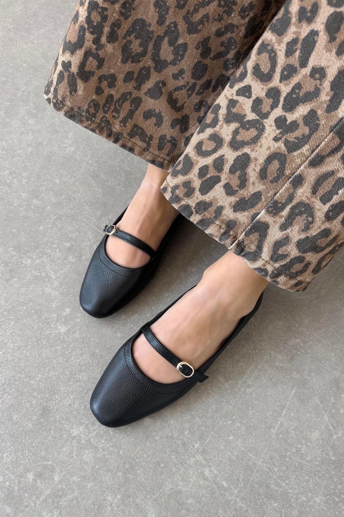 Wigins Kadın Hakiki Deri Babet Siyah