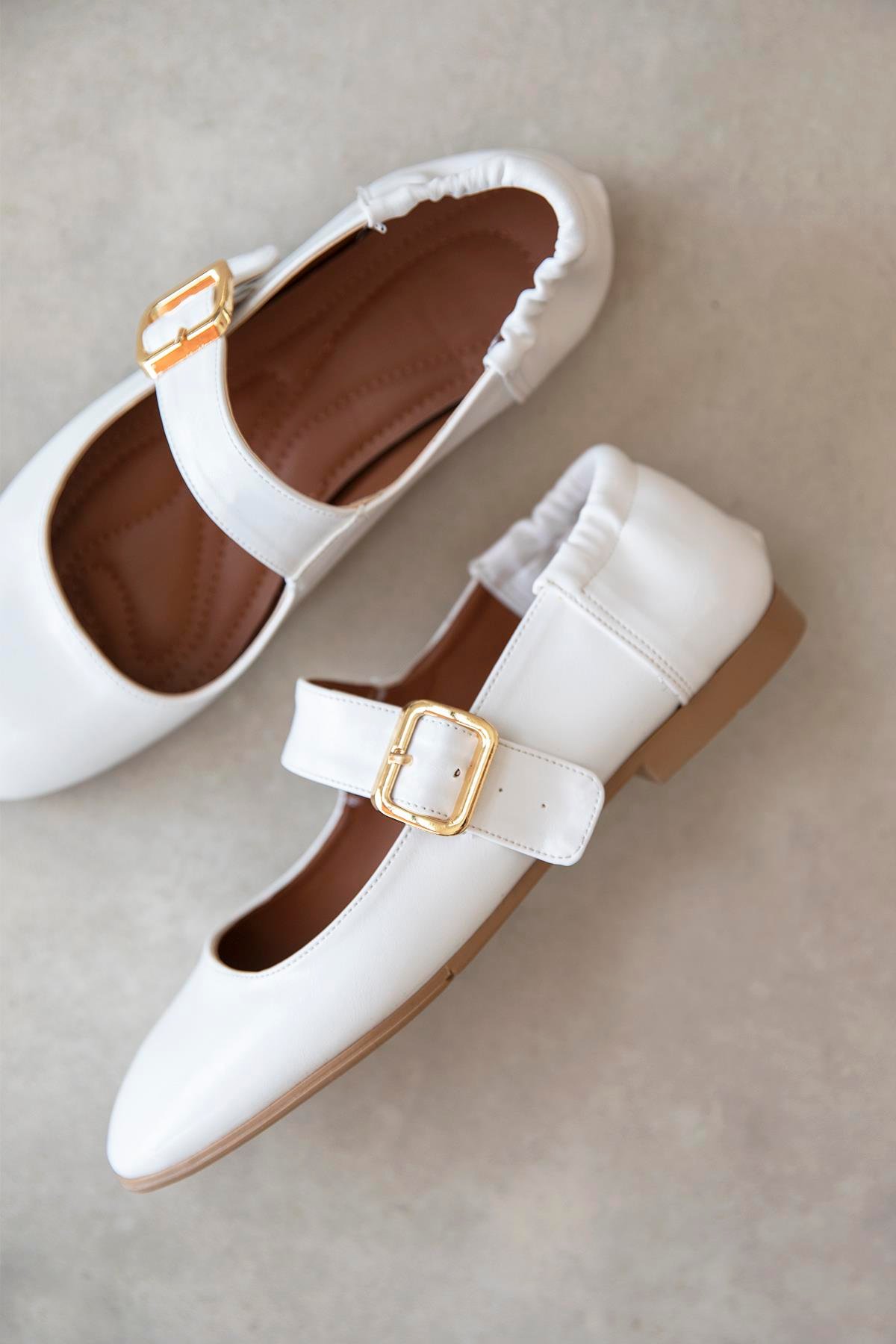 Winny Kadın Toka Detay Deri Babet Beyaz