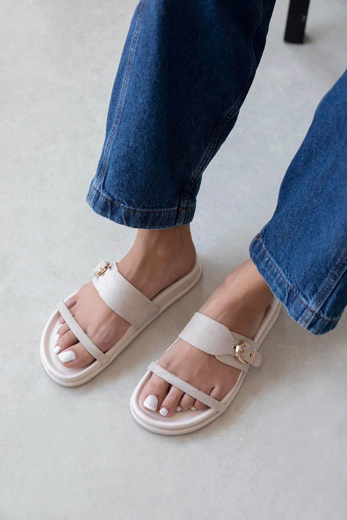 Zeus Kadın Toka Detay Günlük Konfor Süet Terlik Bej