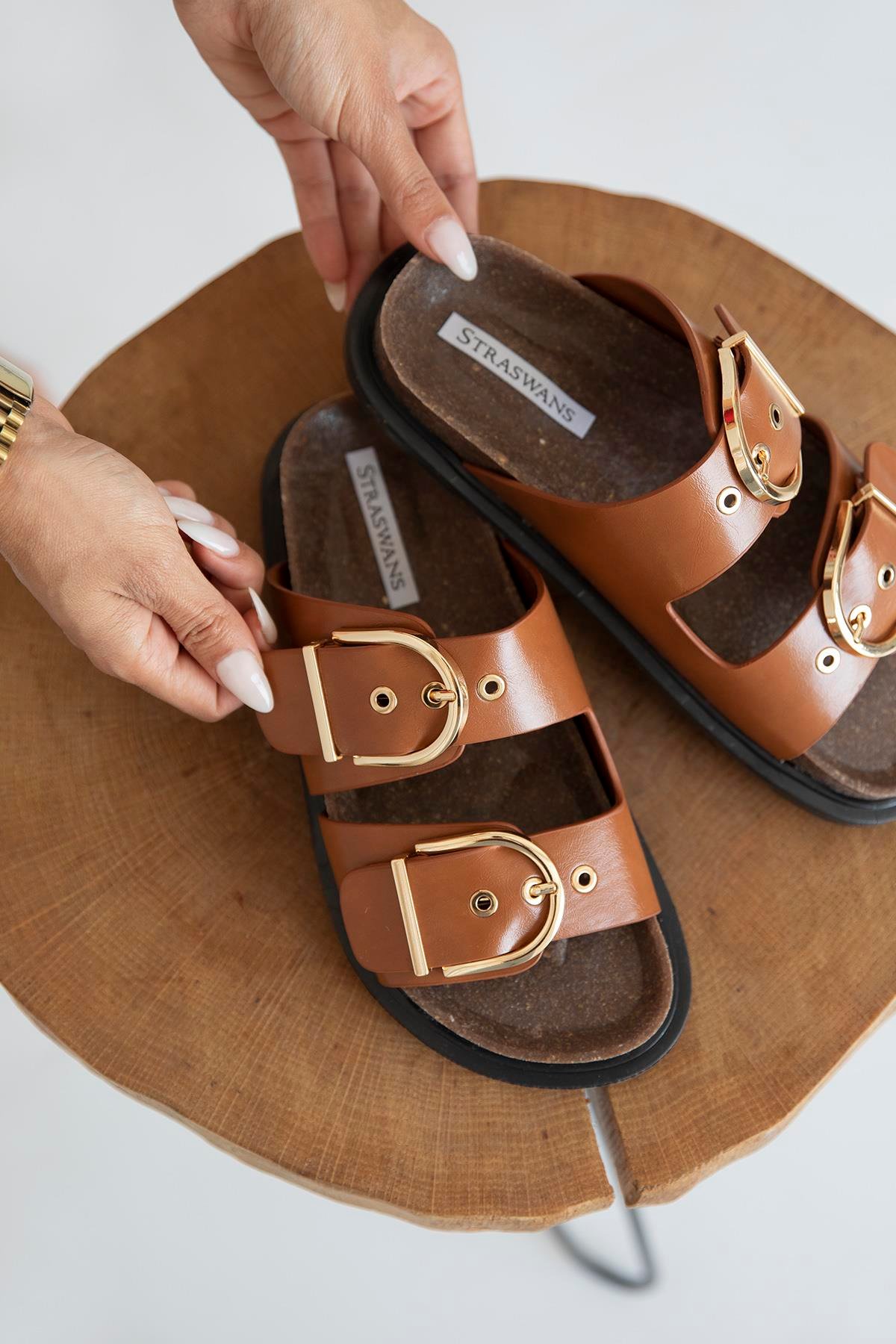 Zowie  Kadın  Toka  Detay  Günlük Konfor  Deri Terlik Taba