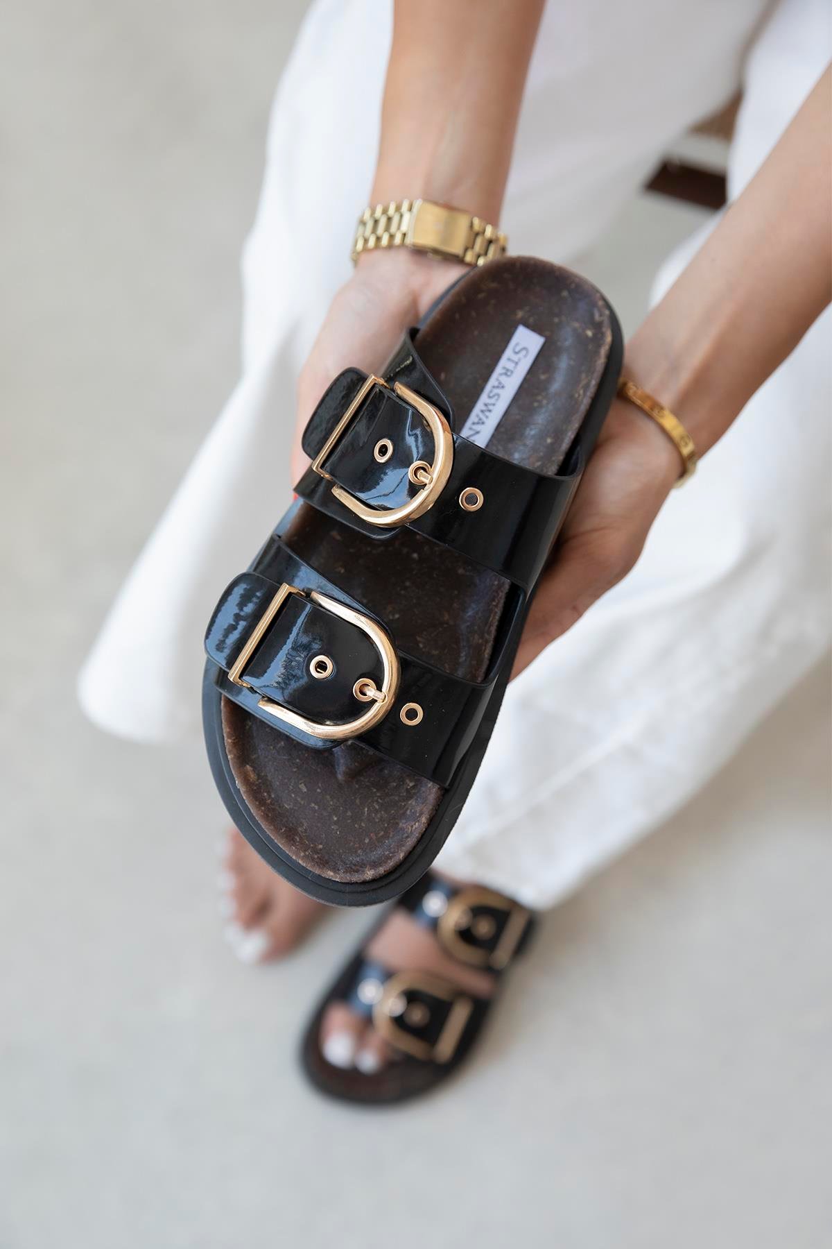 Zowie  Kadın  Toka  Detay  Günlük Konfor Rugan Terlik Siyah