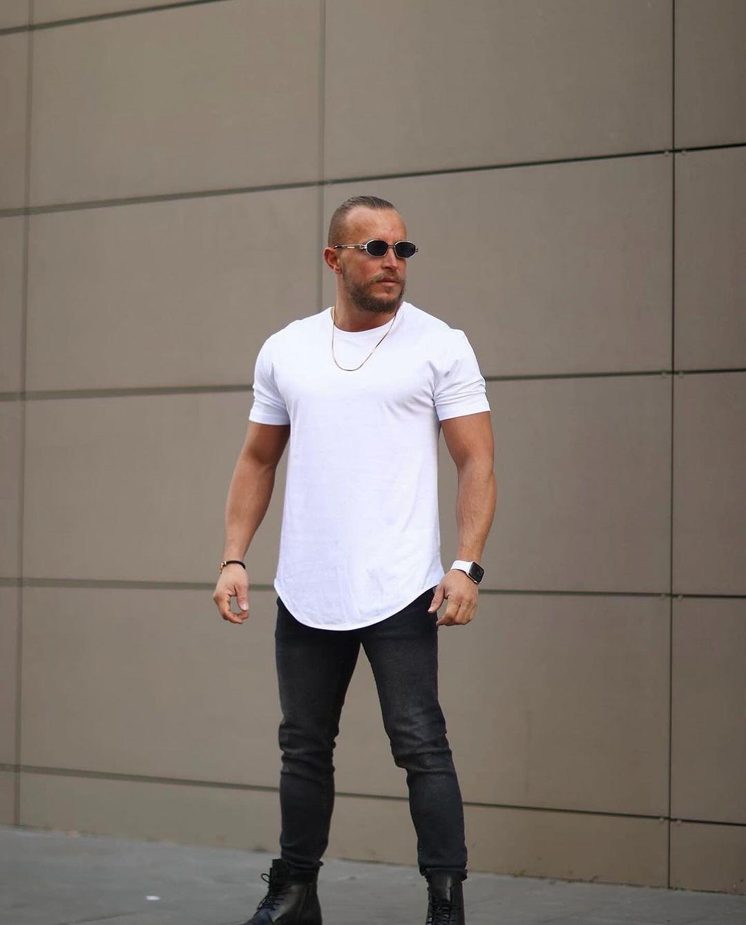 ERKEK BİSİKLET YAKA OVAL KESSİM ZRA TSHİRTModa AkımıTshirt