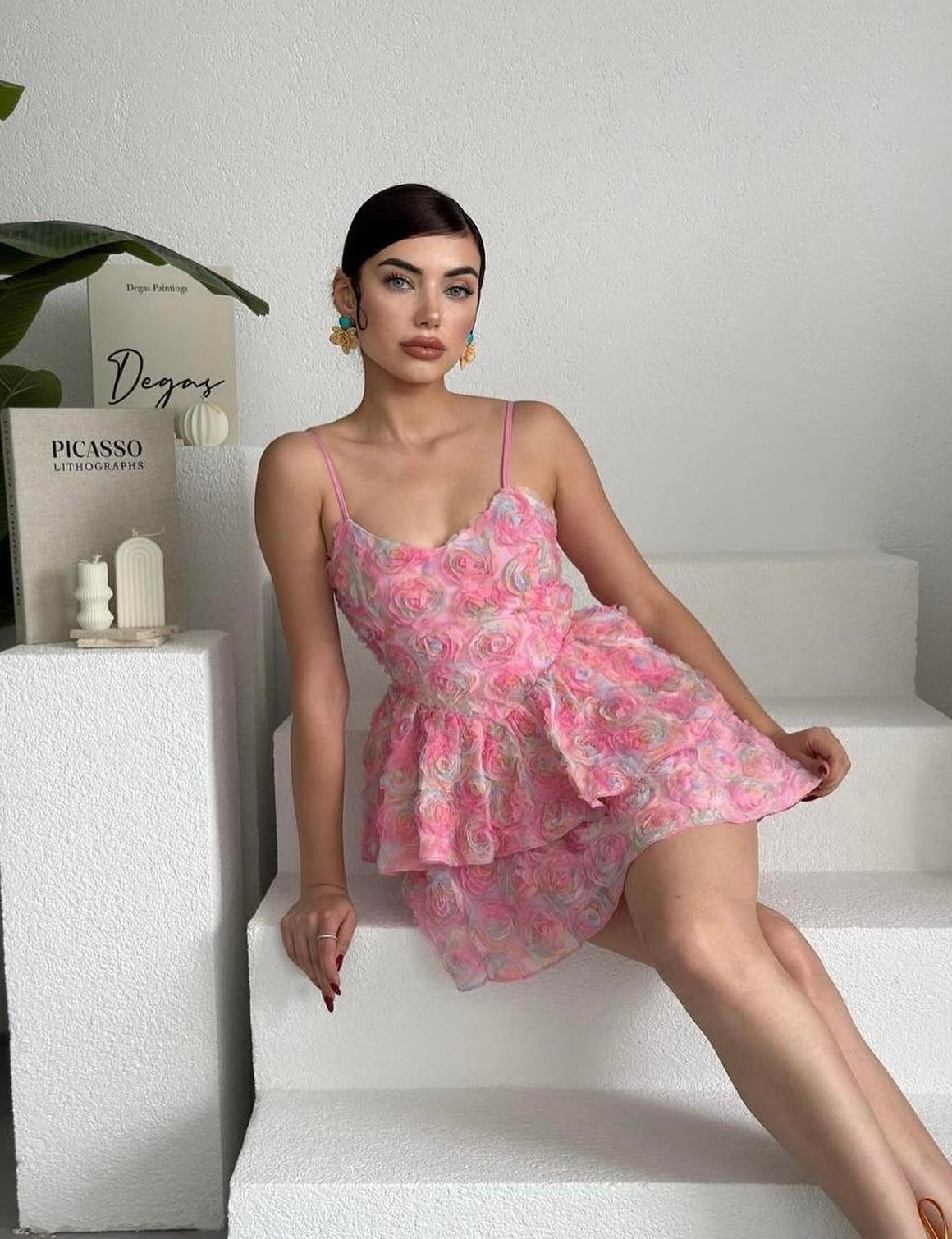 KADIN 3 BOYUTLU GÜL DESENLİ MİNİ ELBİSE Moda AkımıElbise