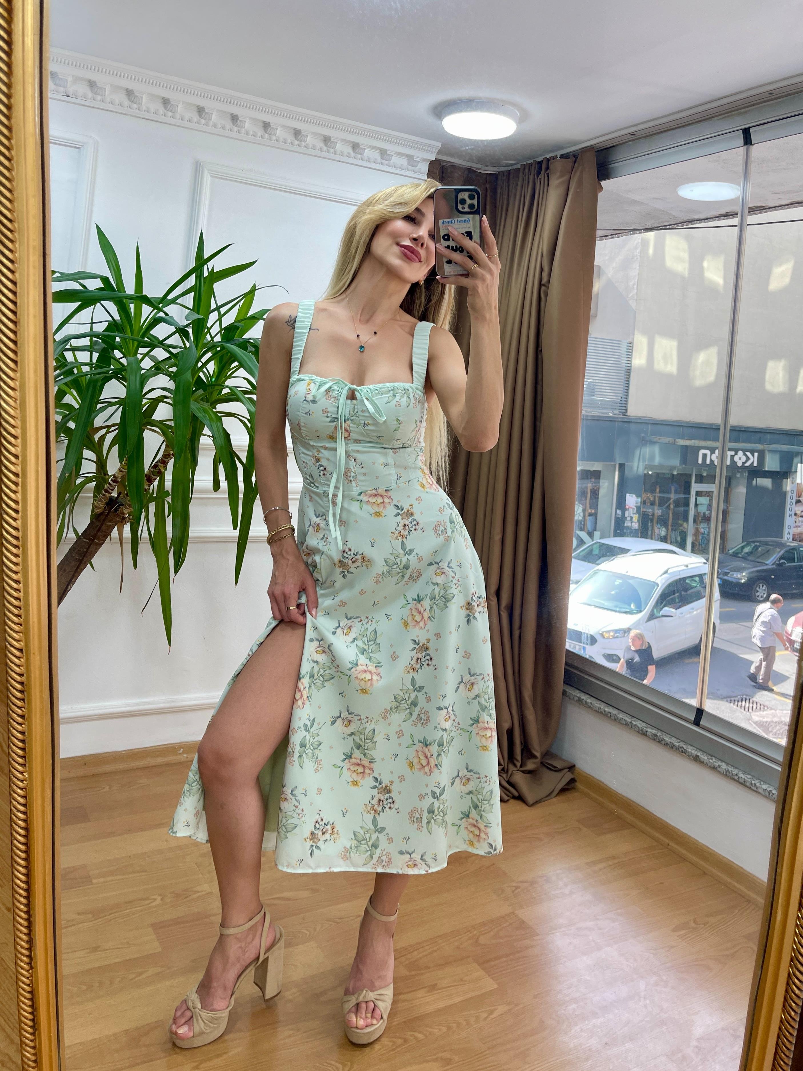 KADIN ASKILI YIRTMACLI YEŞİL ELBİSE Moda AkımıElbise