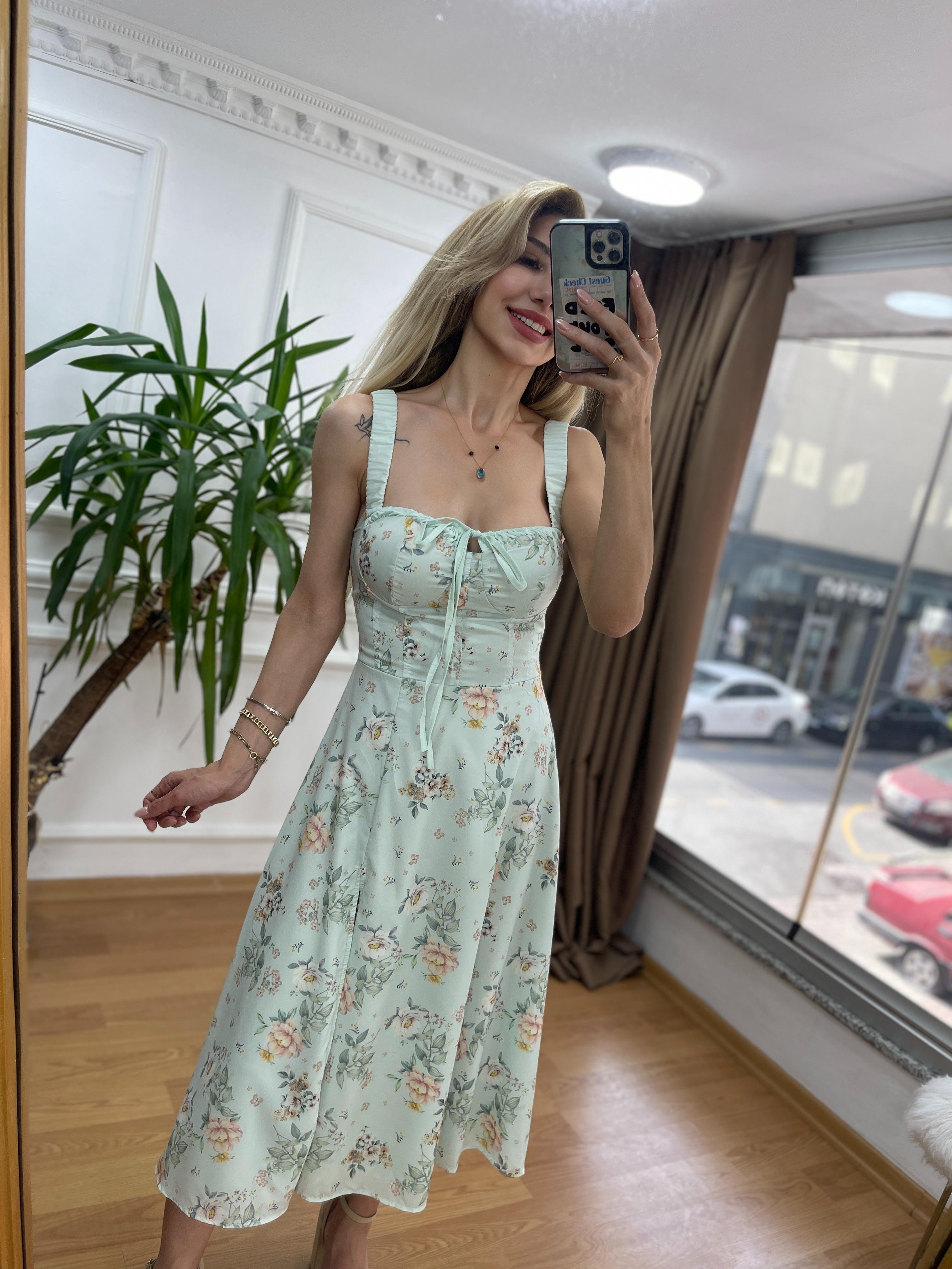 KADIN ASKILI YIRTMACLI YEŞİL ELBİSE Moda AkımıElbise