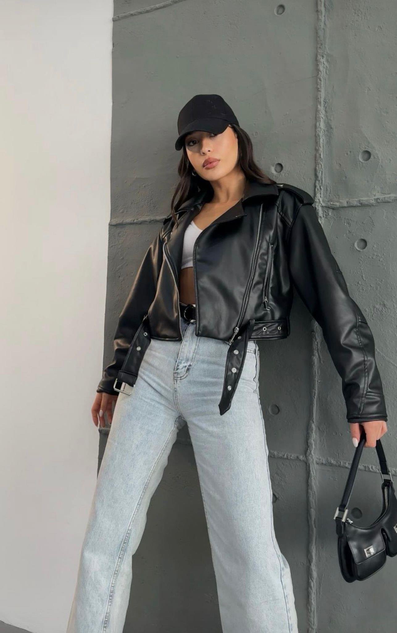 KADIN BİKER DERİ CEKETModa AkımıMont