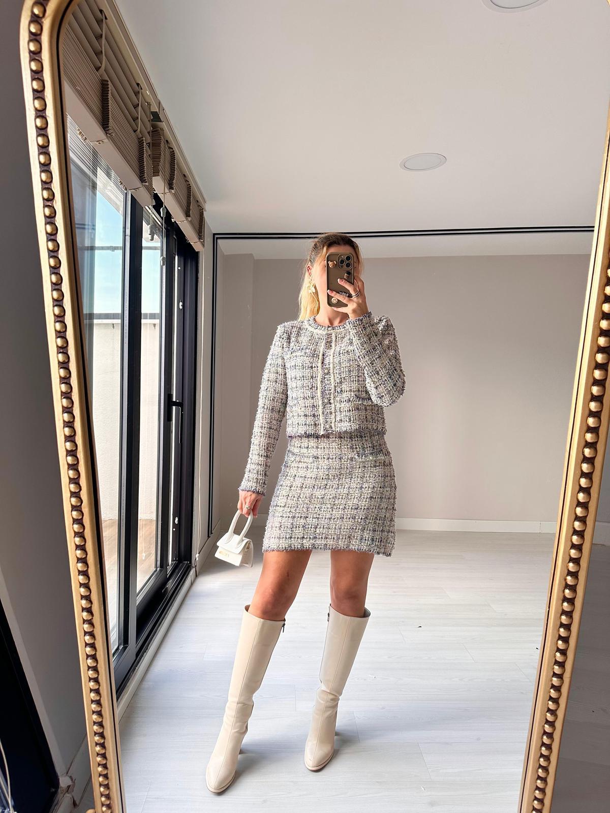 KADIN BUZ GRİ INVI DÜĞMELİ ETEK BLUZ TAKIMModa AkımıSet
