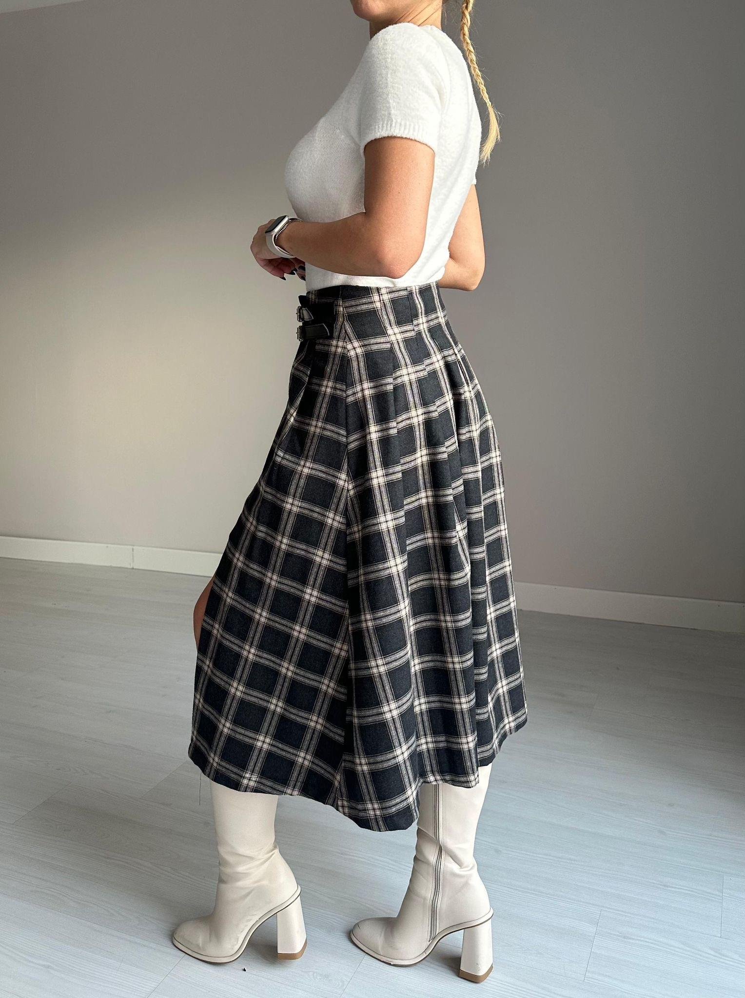 KADIN EKOSELİ YIRTMACLI ETEKModa AkımıEtek