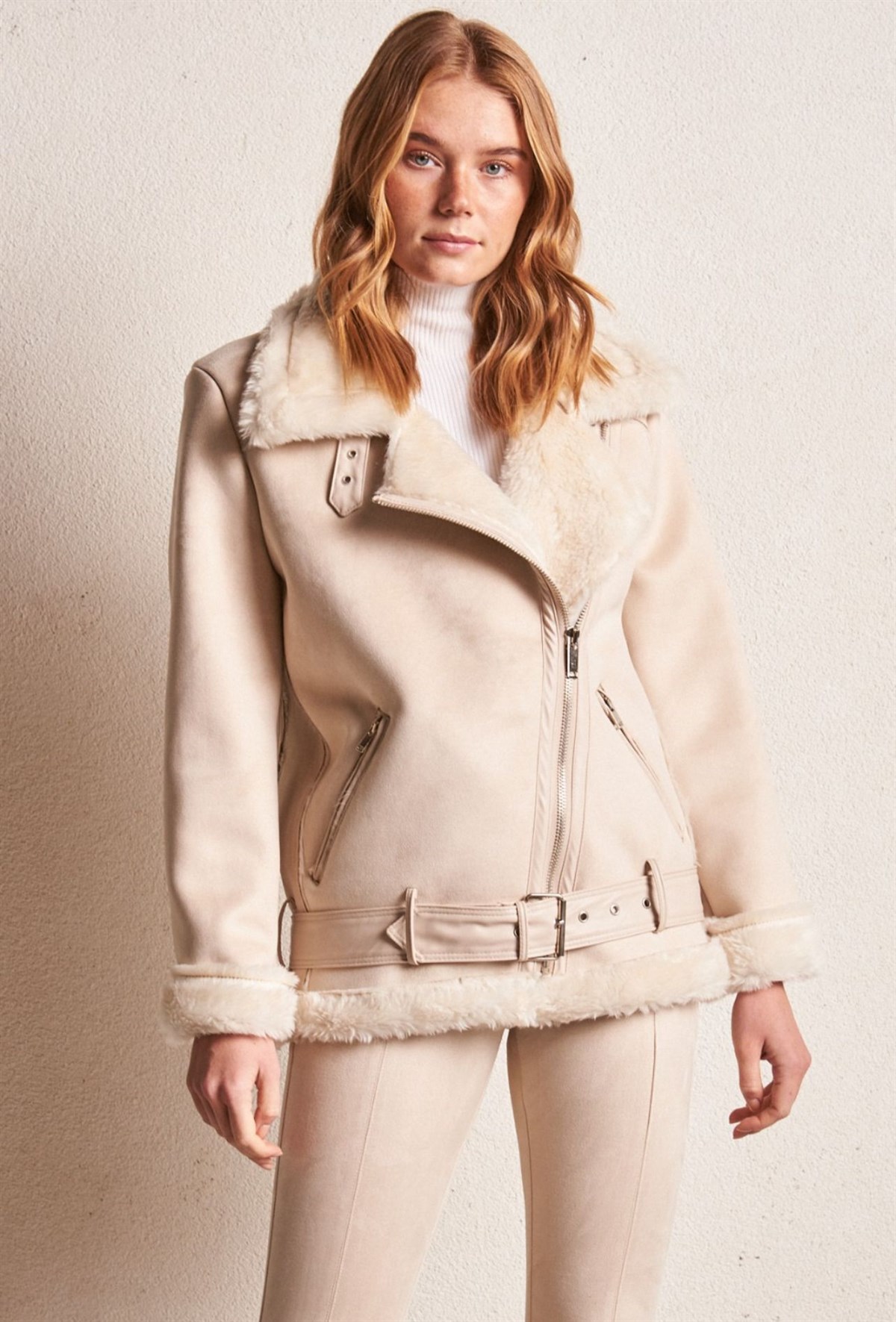 KADIN İÇİ KÜRKLÜ LÜX KALİTE MONTModa AkımıMont