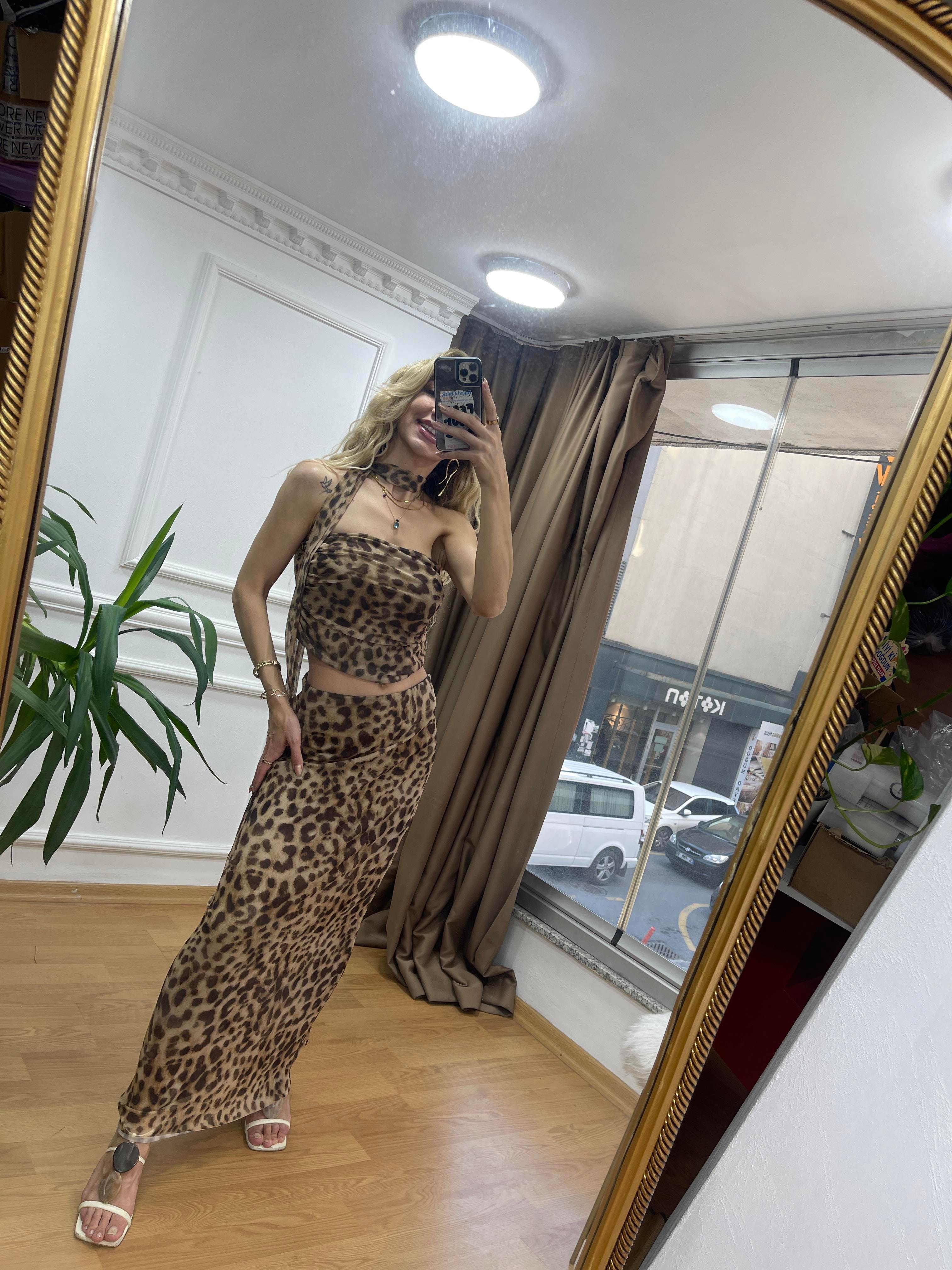 KADIN LEOPAR ETEK VE CROP TAKIMModa AkımıİNDİRİMLİ ÜRÜNLER