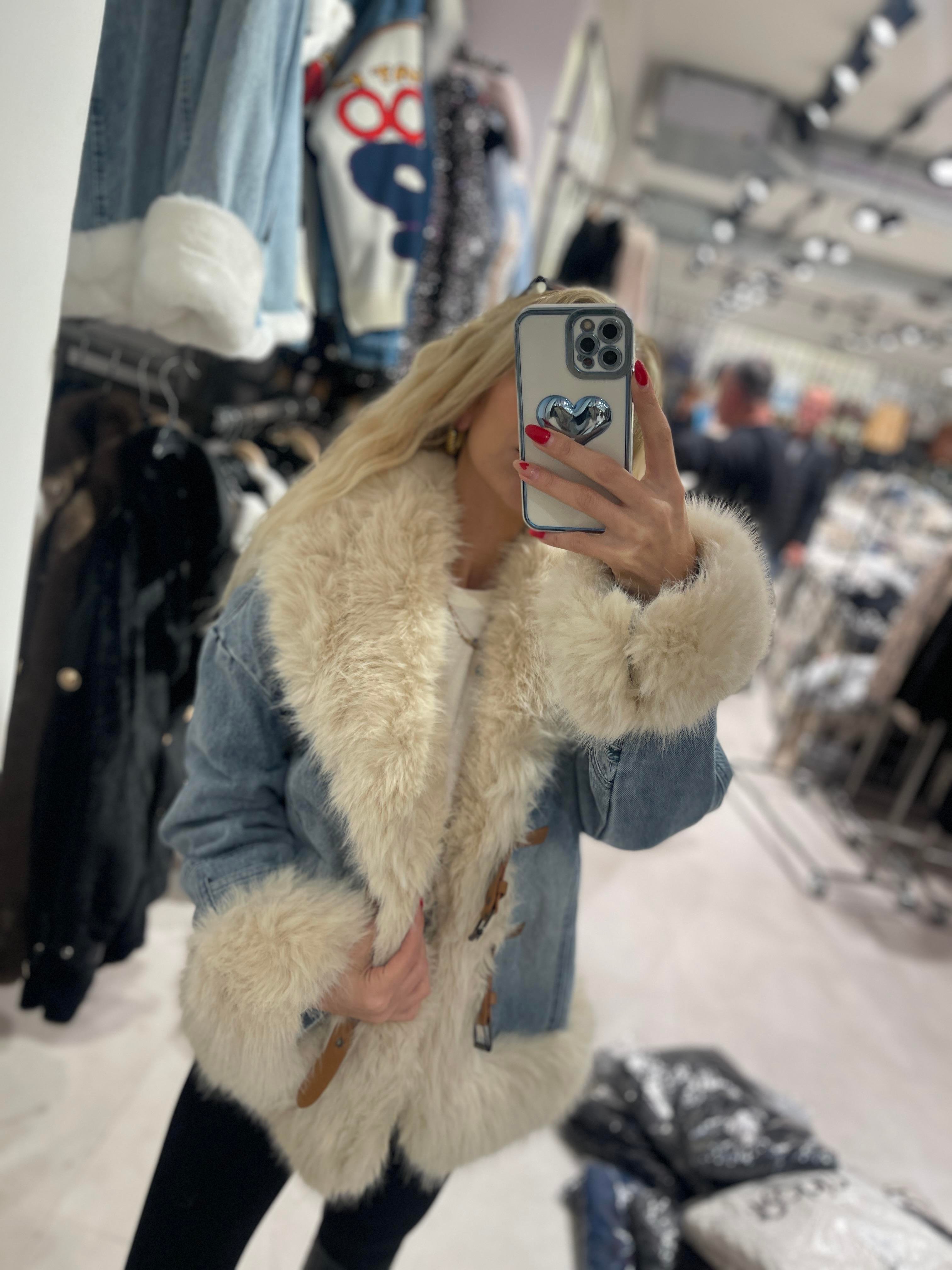 KADIN PELUŞ İTHAL KOT MONTModa AkımıMont