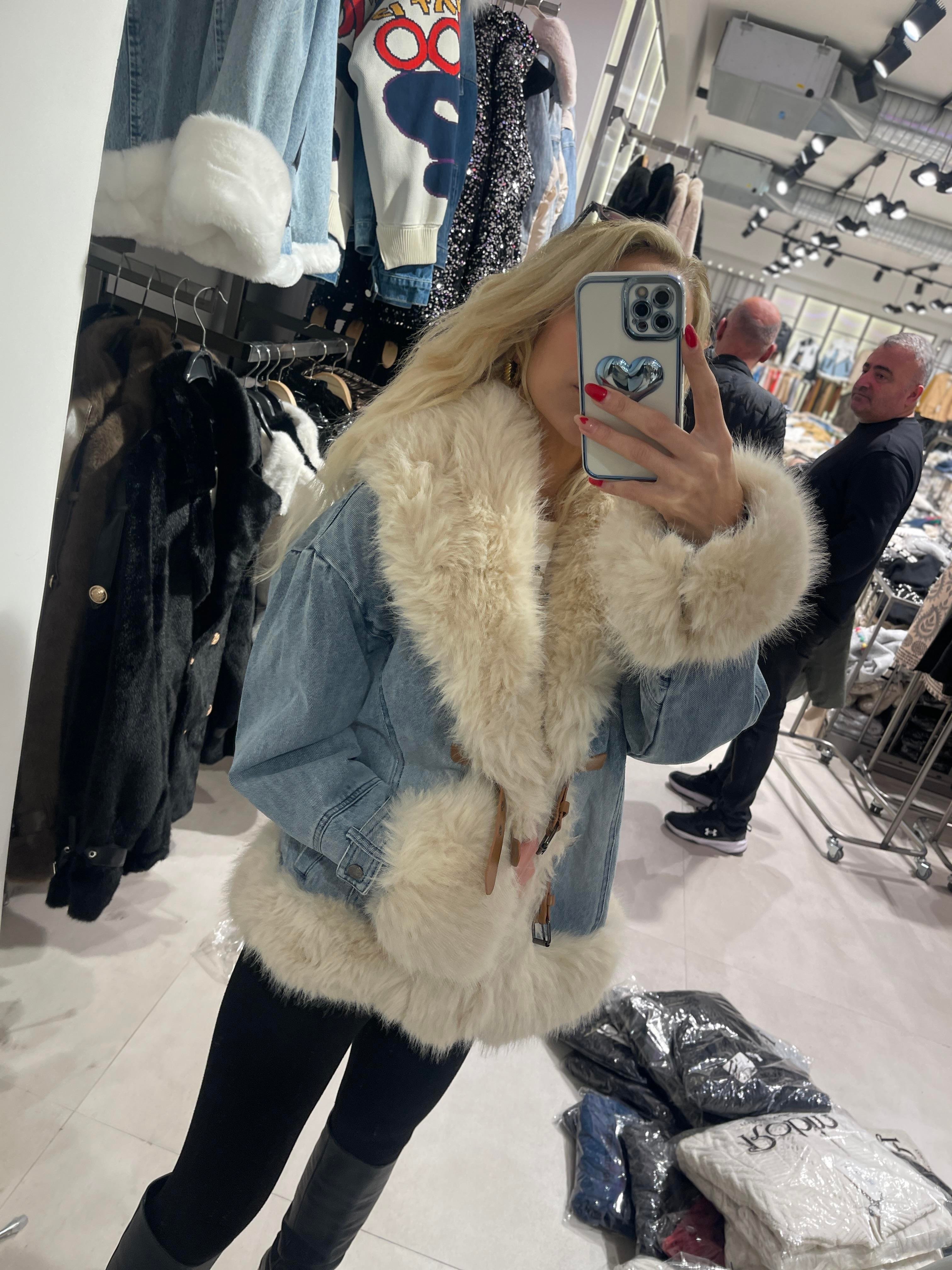 KADIN PELUŞ İTHAL KOT MONTModa AkımıMont