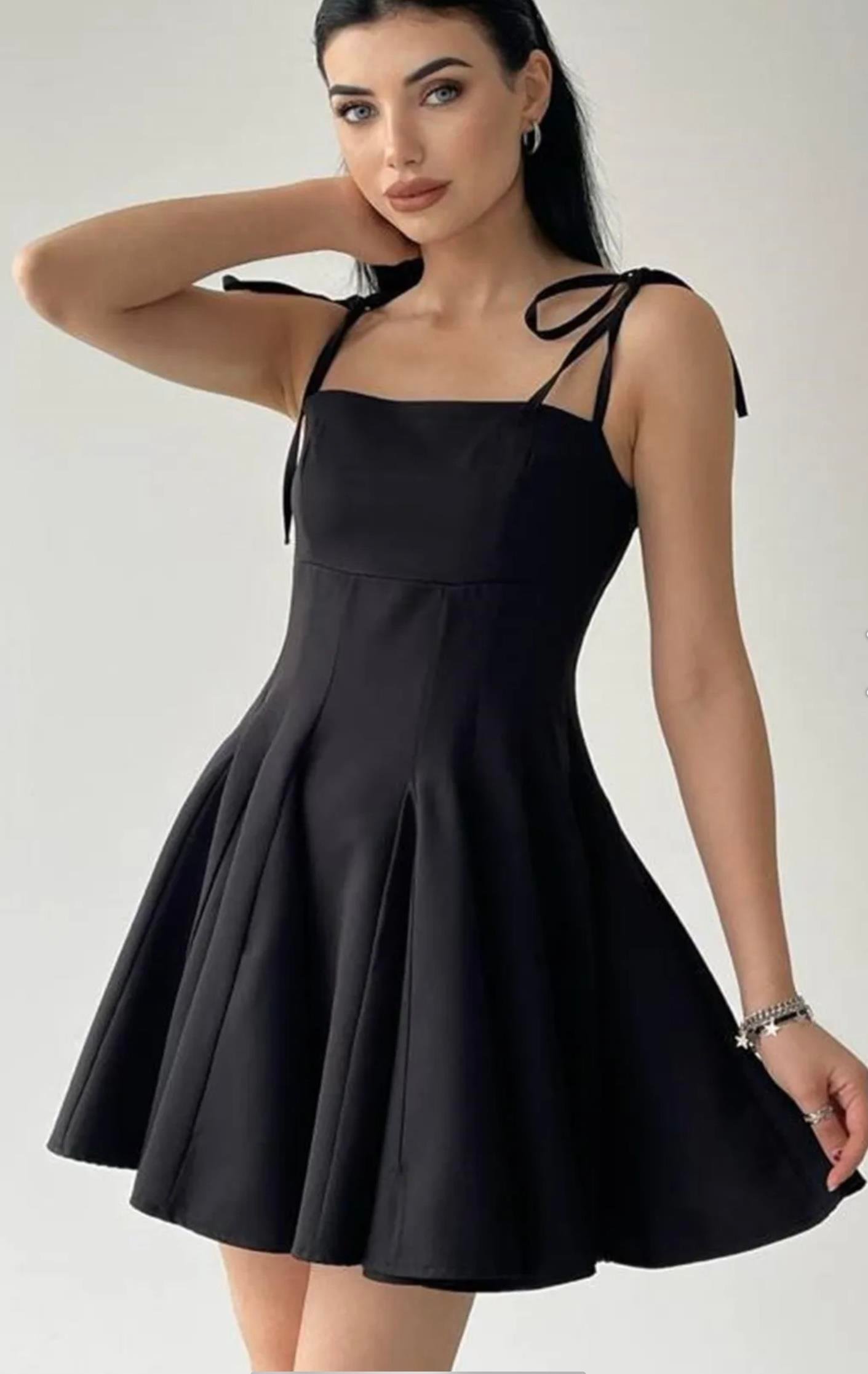 KADIN PRENSES MODEL ASKILI MİNİ ELBİSE Moda AkımıElbise