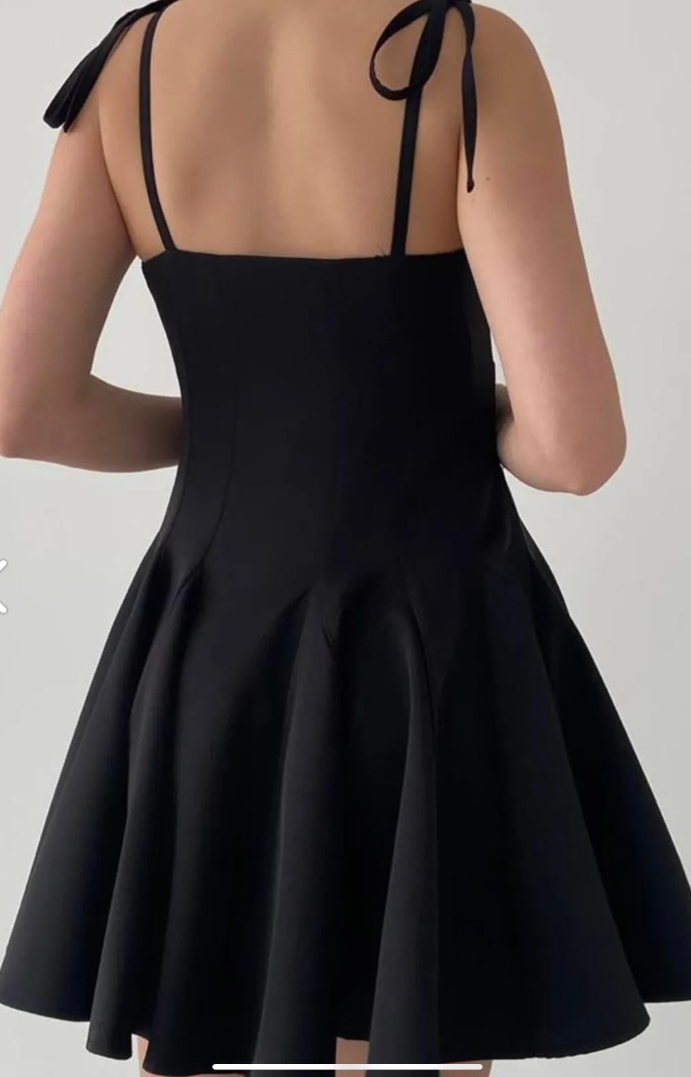 KADIN PRENSES MODEL ASKILI MİNİ ELBİSE Moda AkımıElbise