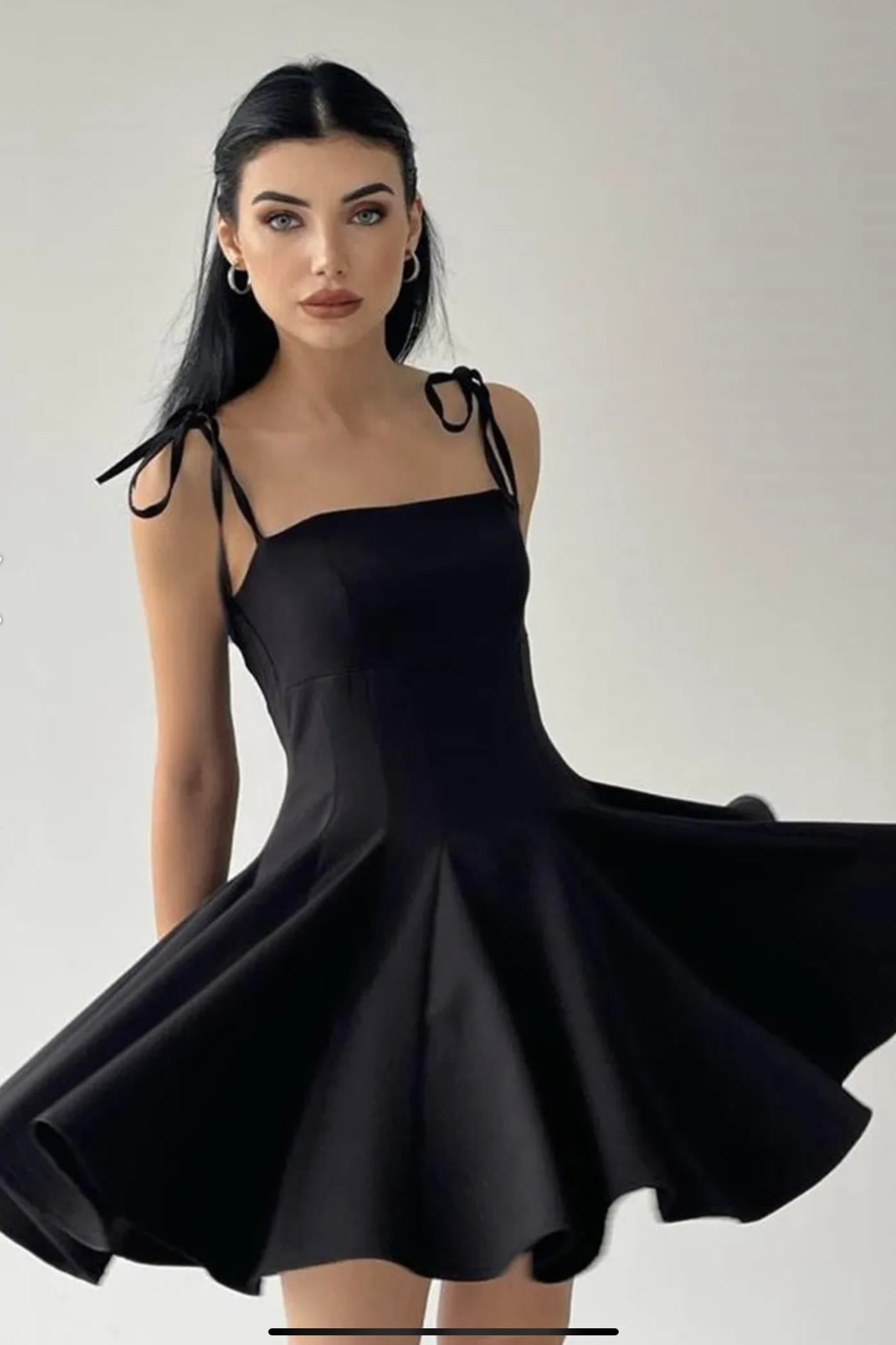 KADIN PRENSES MODEL ASKILI MİNİ ELBİSE Moda AkımıElbise